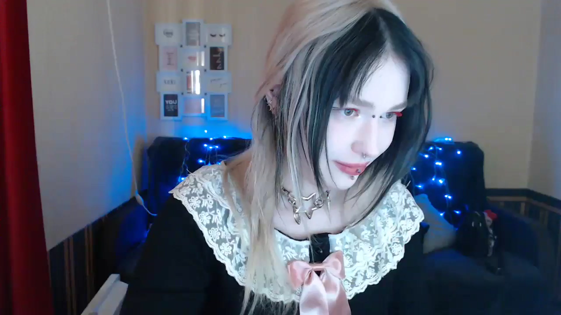 Gallery image thumbnail from Killinna's myfreecams stream on, 05/08/2024, 14:22 image 9 of 20