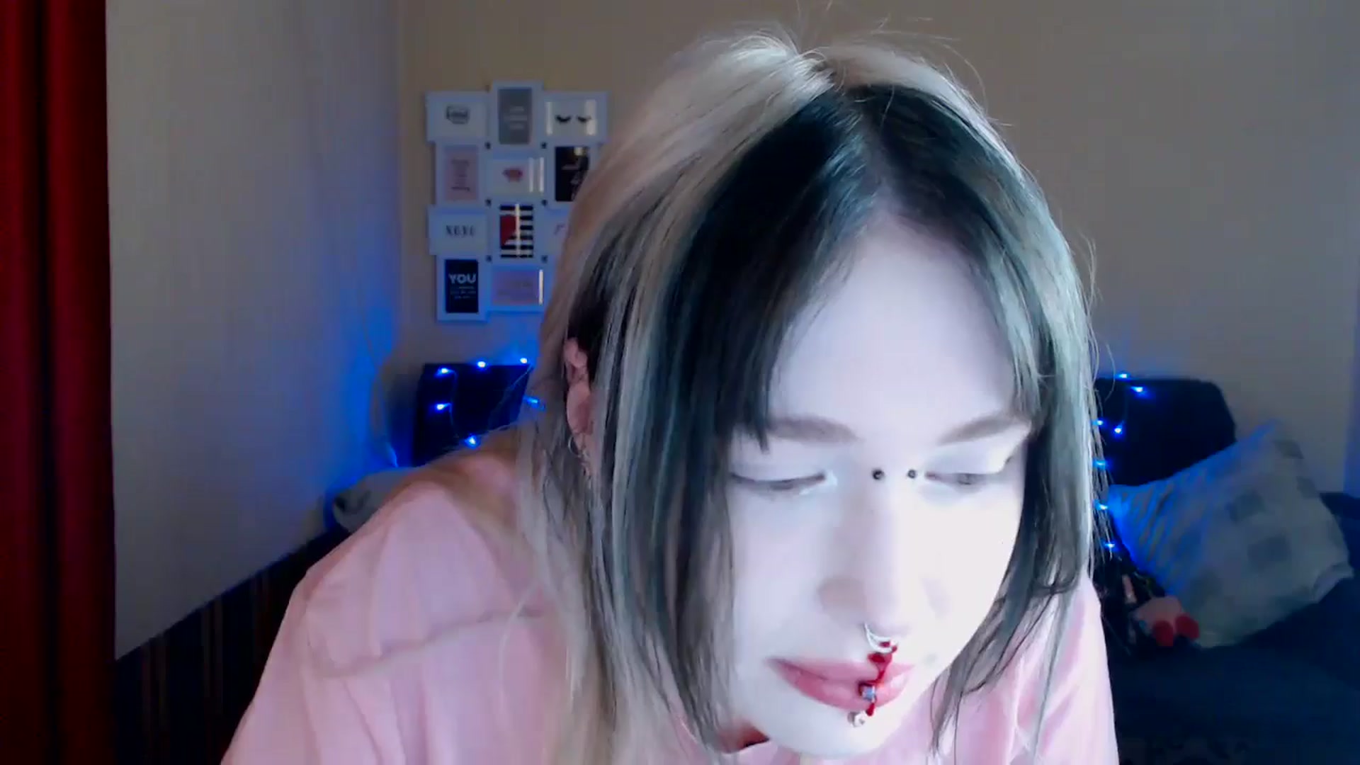 Gallery image thumbnail from Killinna's myfreecams stream on, 05/11/2024, 14:20 image 10 of 20