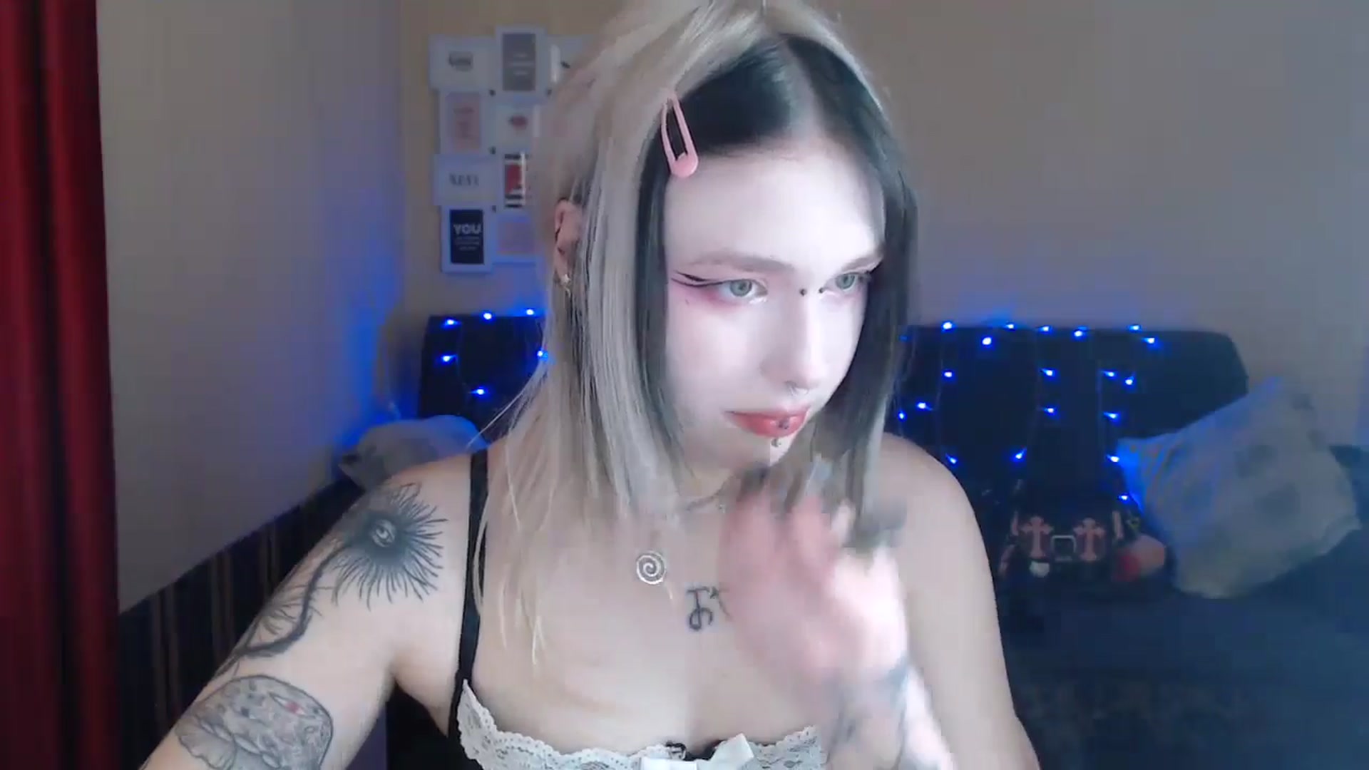 Gallery image thumbnail from Killinna's myfreecams stream on, 05/12/2024, 14:48 image 11 of 20