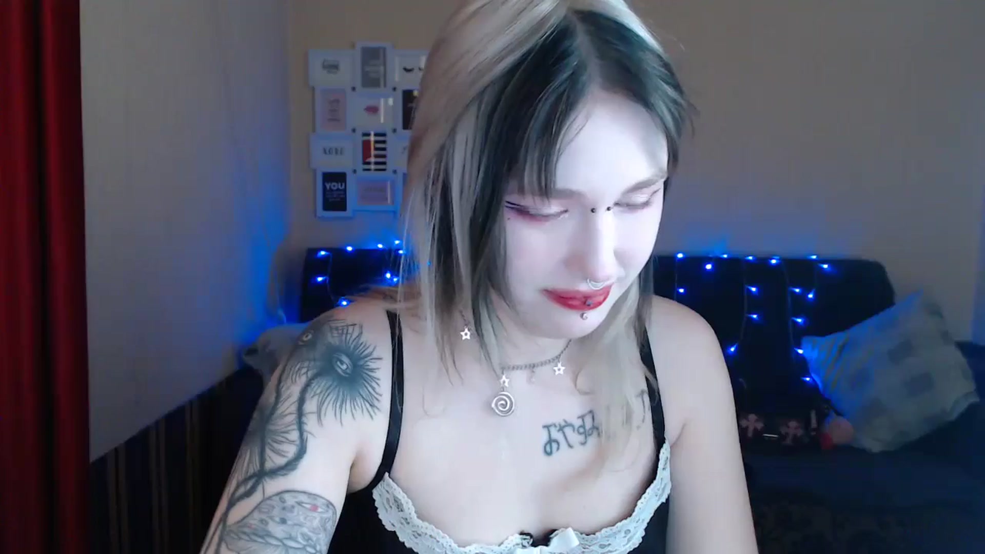 Gallery image thumbnail from Killinna's myfreecams stream on, 05/12/2024, 17:27 image 3 of 20