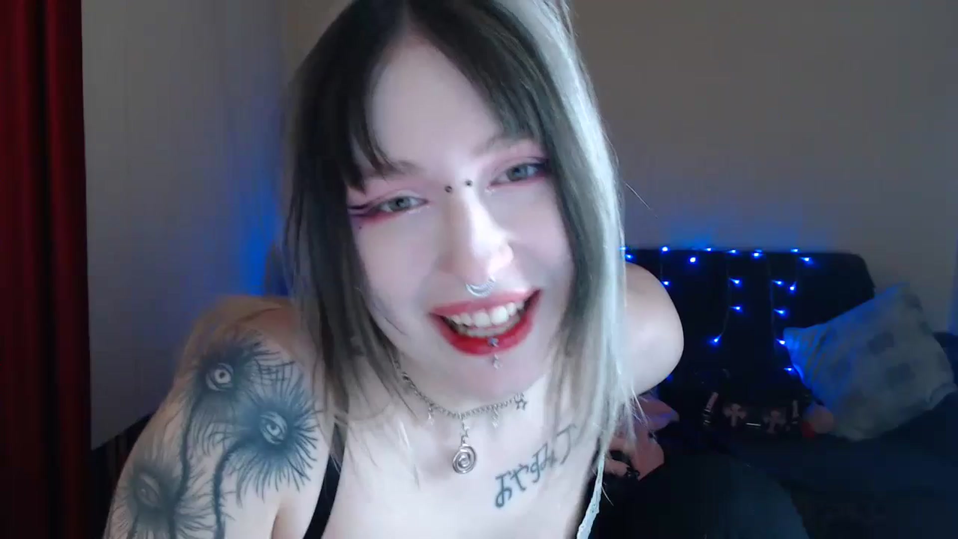 Gallery image thumbnail from Killinna's myfreecams stream on, 05/12/2024, 17:27 image 1 of 20