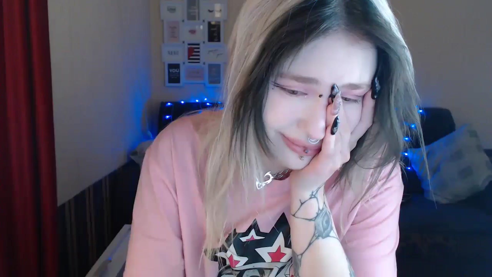 Gallery image thumbnail from Killinna's myfreecams stream on, 05/13/2024, 16:14 image 20 of 20