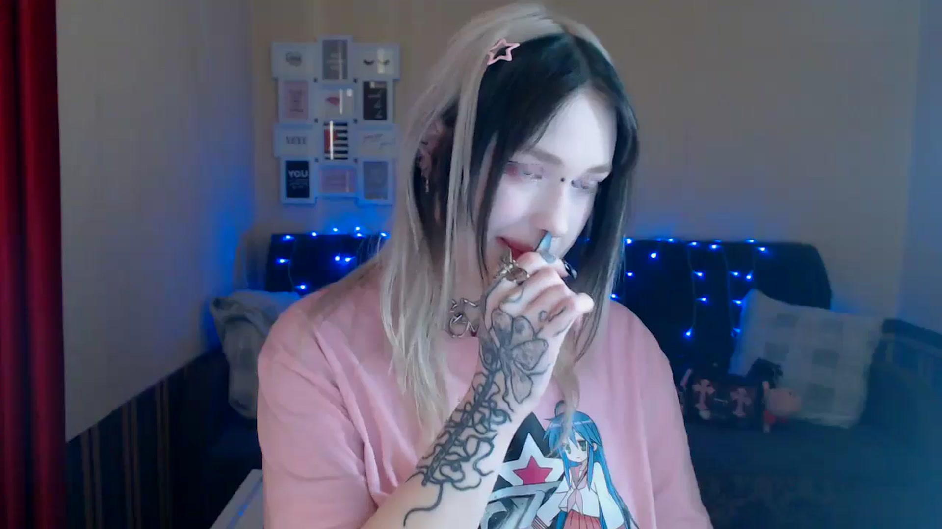 Gallery image thumbnail from Killinna's myfreecams stream on, 05/16/2024, 14:38 image 11 of 20