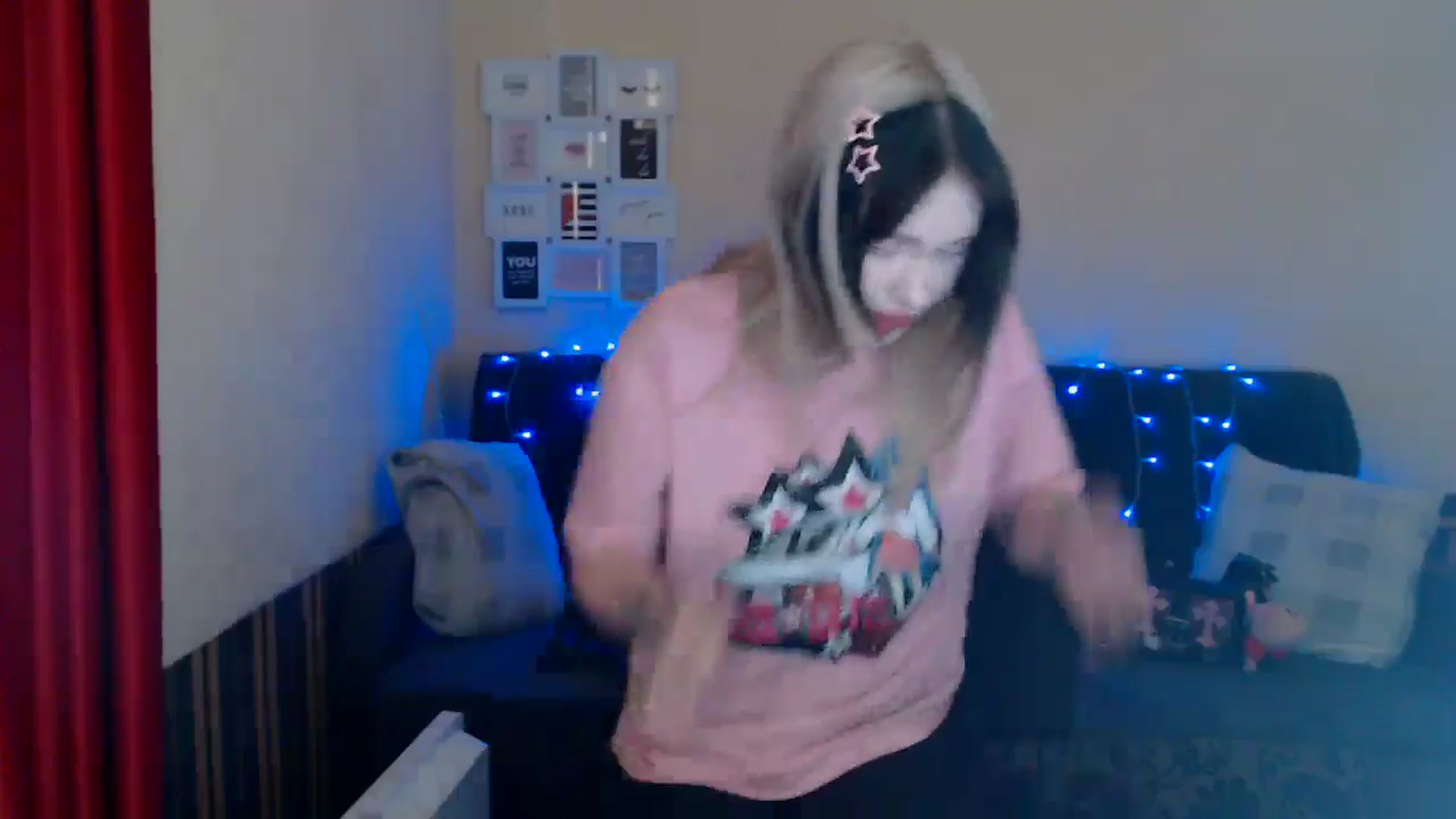 Gallery image thumbnail from Killinna's myfreecams stream on, 05/16/2024, 14:38 image 18 of 20