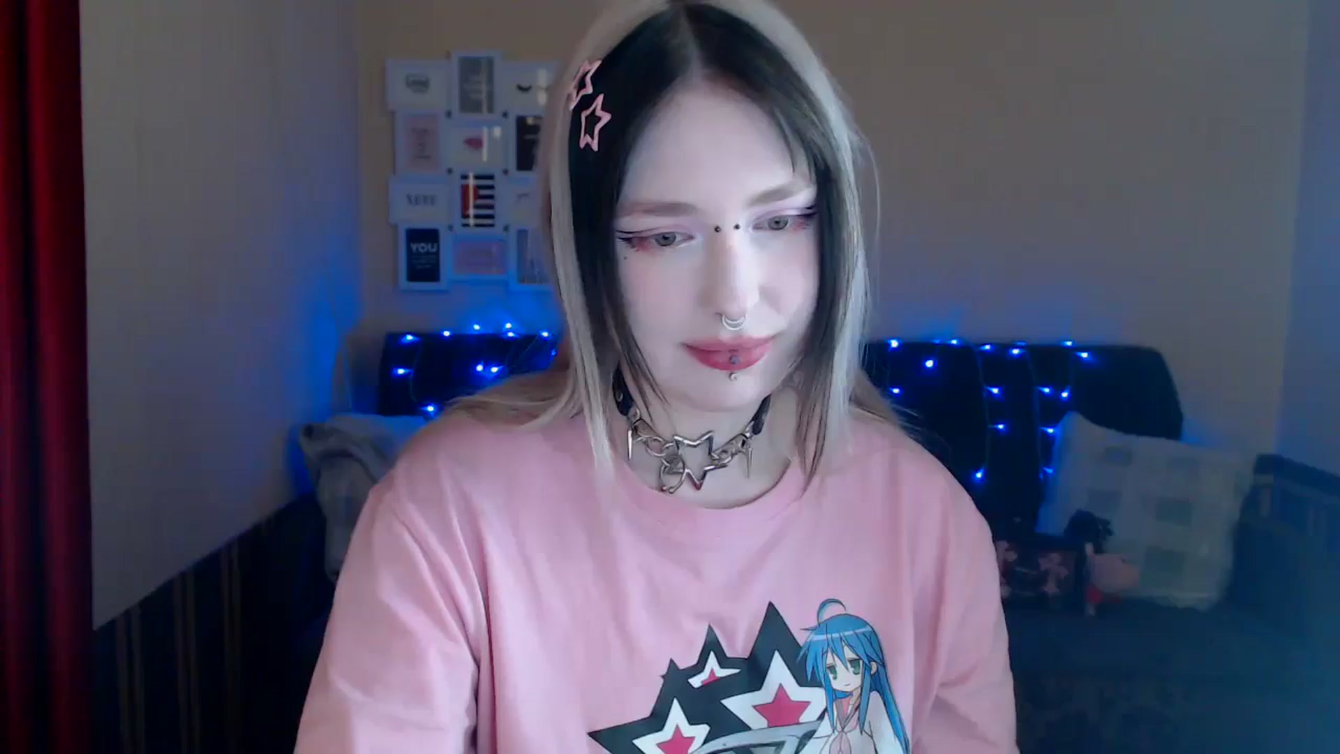 Gallery image thumbnail from Killinna's myfreecams stream on, 05/16/2024, 14:38 image 14 of 20