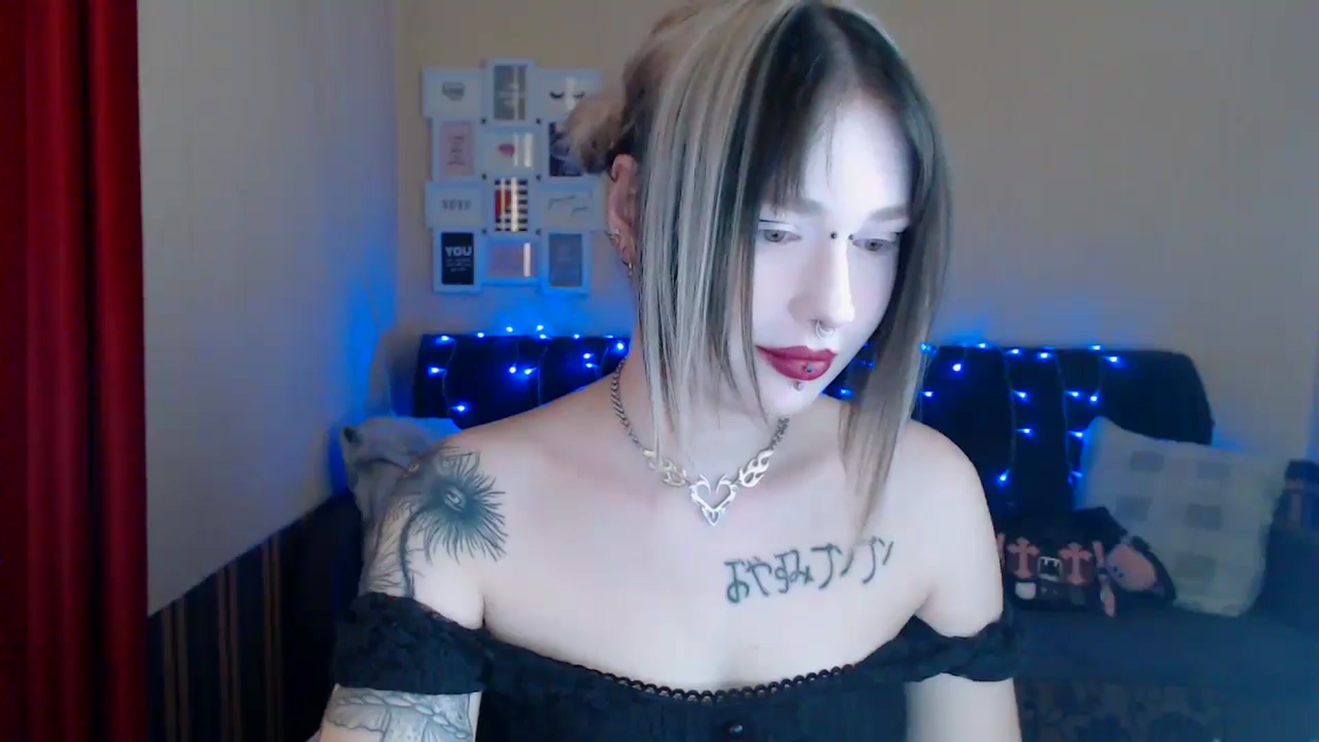 Gallery image thumbnail from Killinna's myfreecams stream on, 05/17/2024, 14:08 image 3 of 20