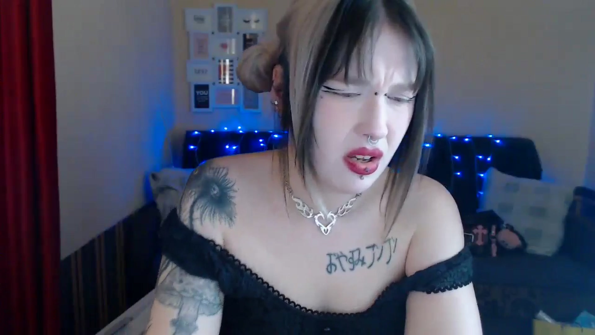 Gallery image thumbnail from Killinna's myfreecams stream on, 05/17/2024, 14:08 image 19 of 20