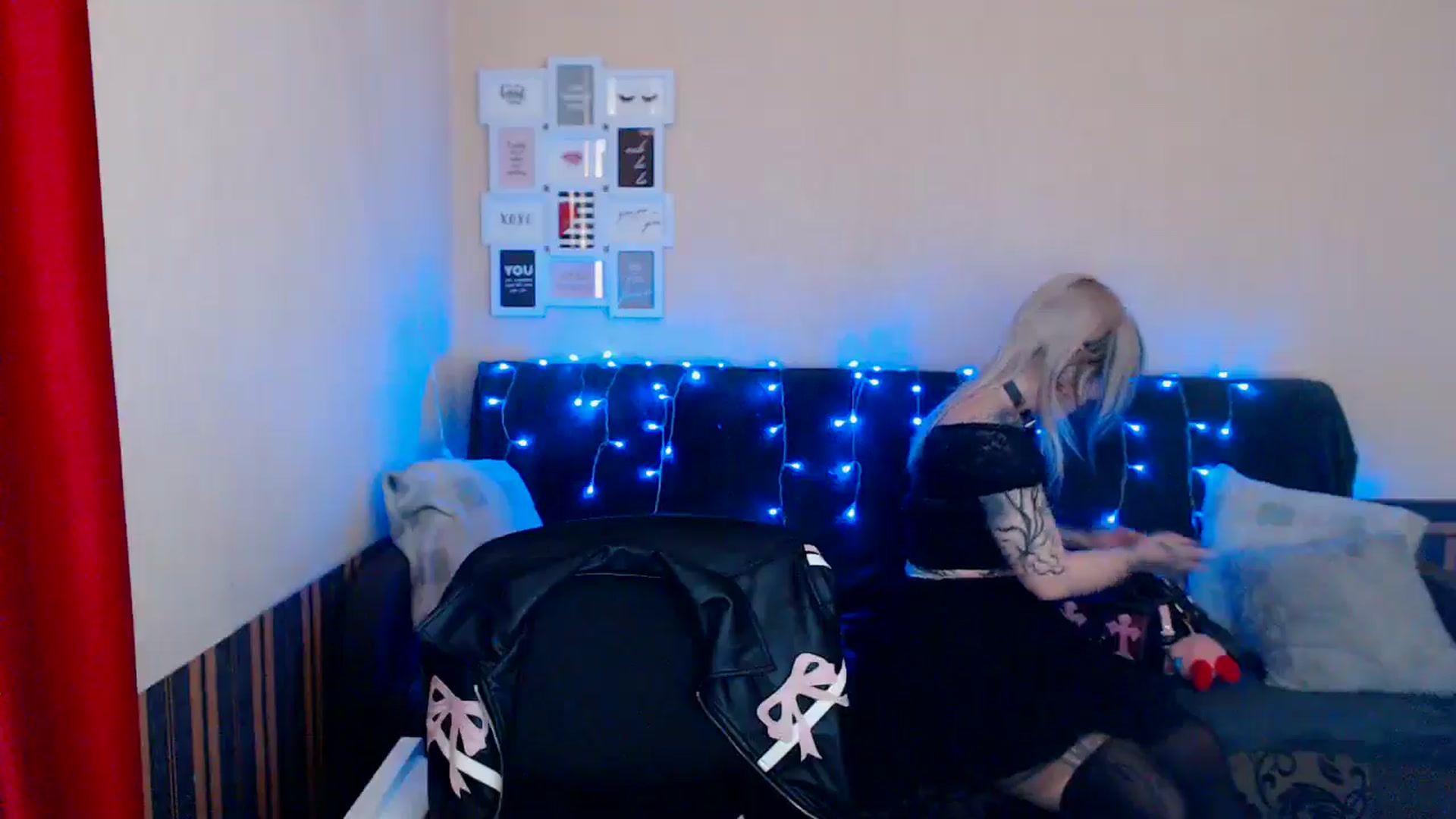 Gallery image thumbnail from Killinna's myfreecams stream on, 05/18/2024, 14:09 image 17 of 20