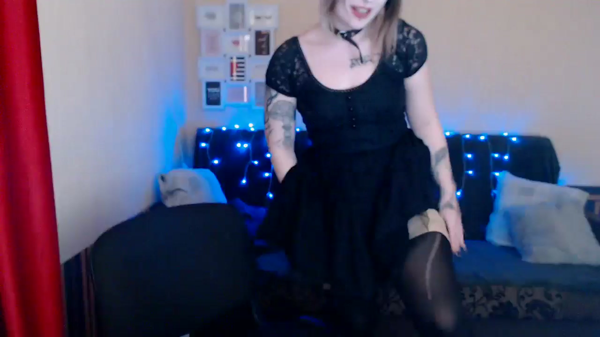 Gallery image thumbnail from Killinna's myfreecams stream on, 05/18/2024, 15:21 image 17 of 20