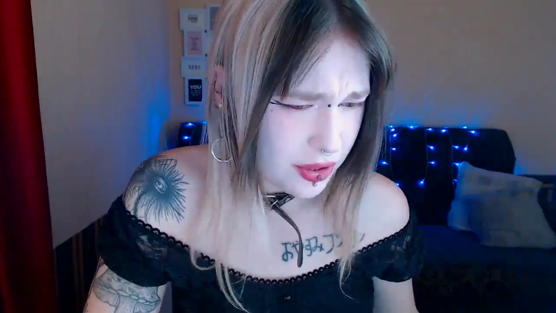 Gallery image thumbnail from Killinna's myfreecams stream on, 05/18/2024, 15:21 image 14 of 20