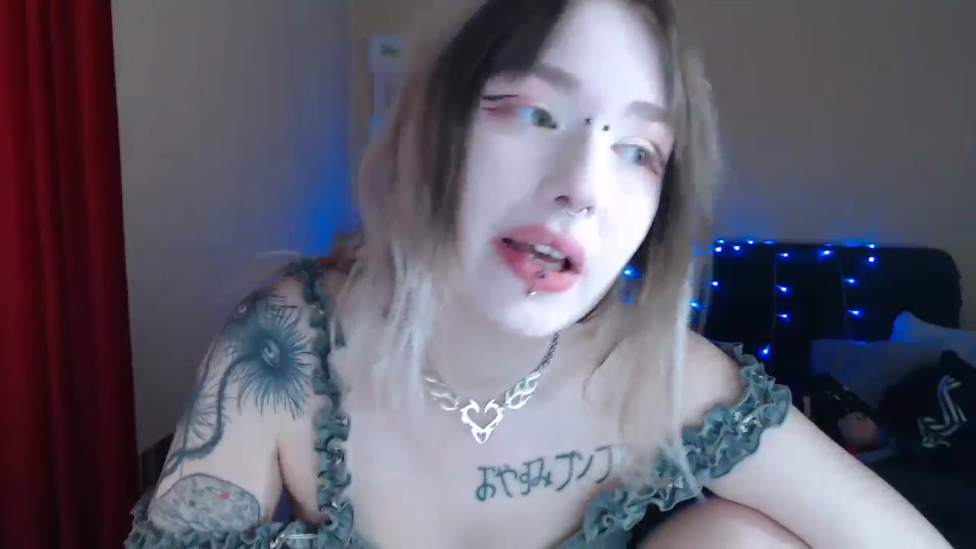 Gallery image thumbnail from Killinna's myfreecams stream on, 05/24/2024, 14:28 image 2 of 20