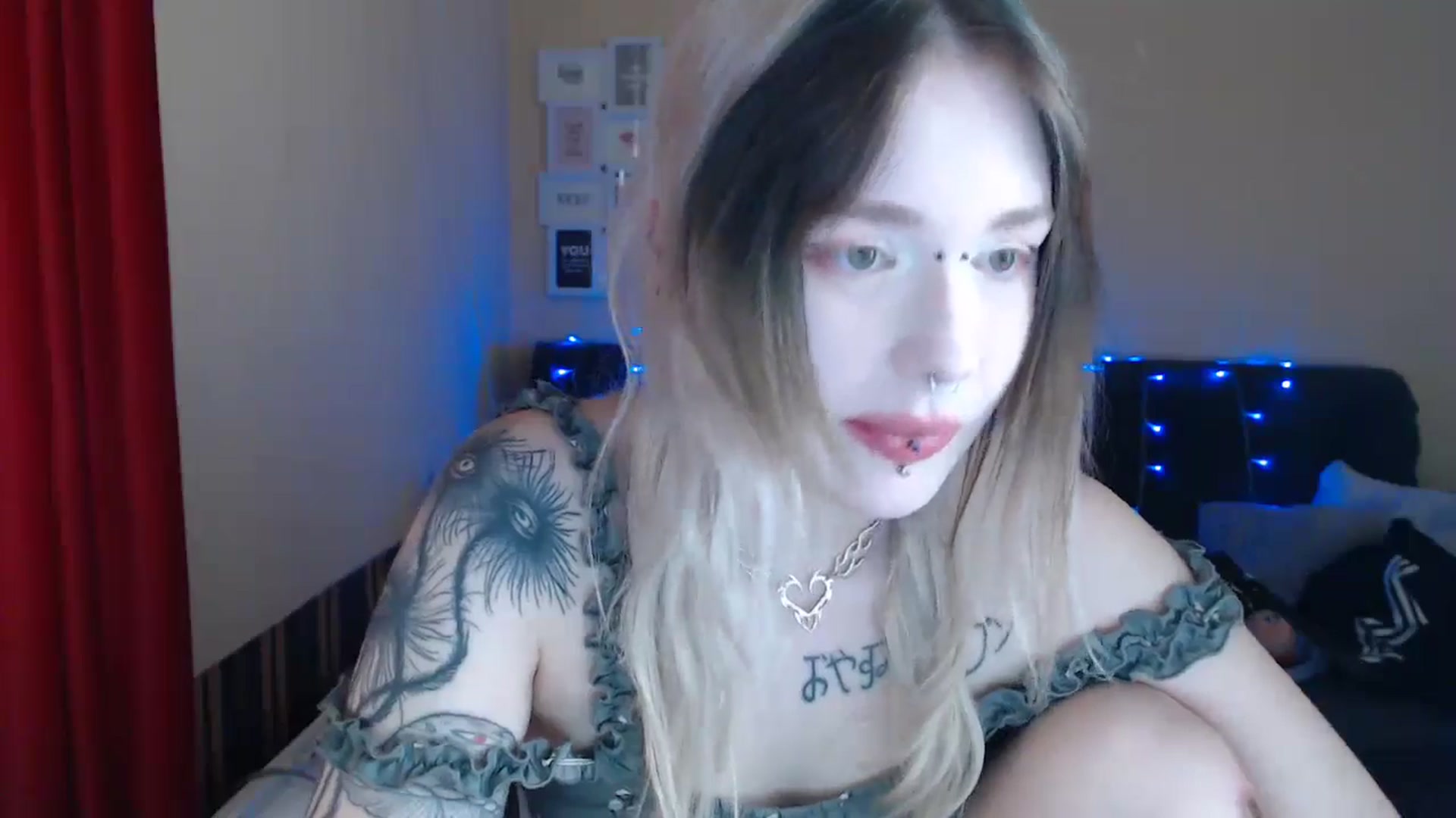 Gallery image thumbnail from Killinna's myfreecams stream on, 05/24/2024, 14:28 image 6 of 20