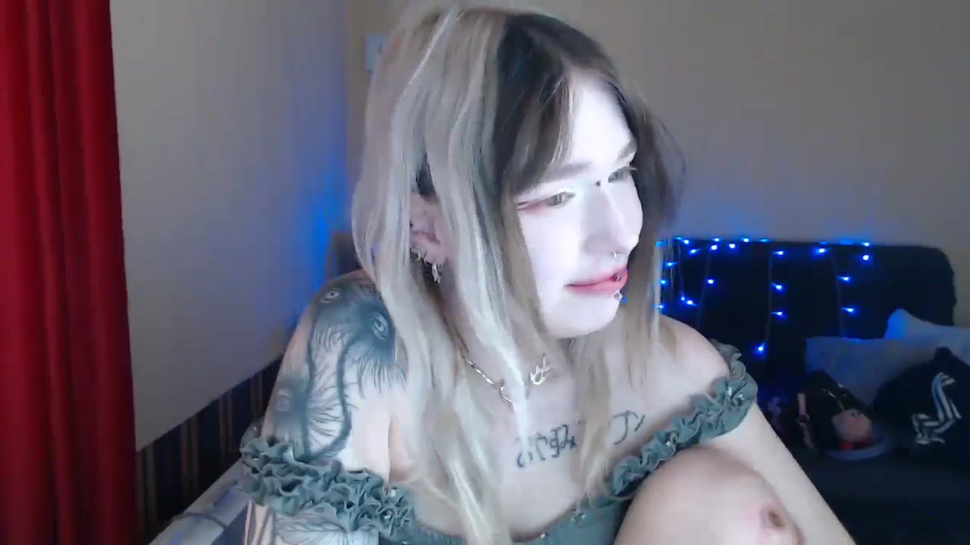Gallery image thumbnail from Killinna's myfreecams stream on, 05/24/2024, 14:28 image 4 of 20