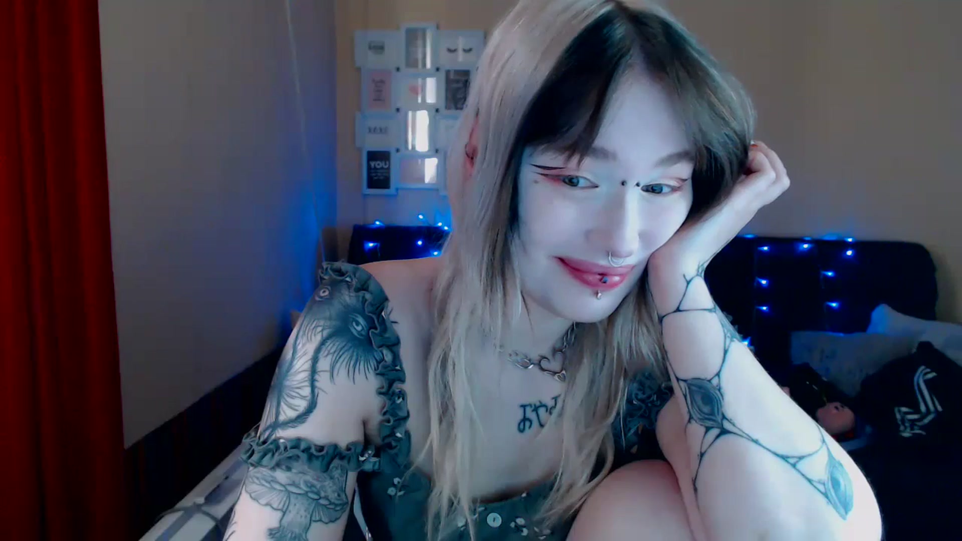 Gallery image thumbnail from Killinna's myfreecams stream on, 05/24/2024, 14:28 image 19 of 20
