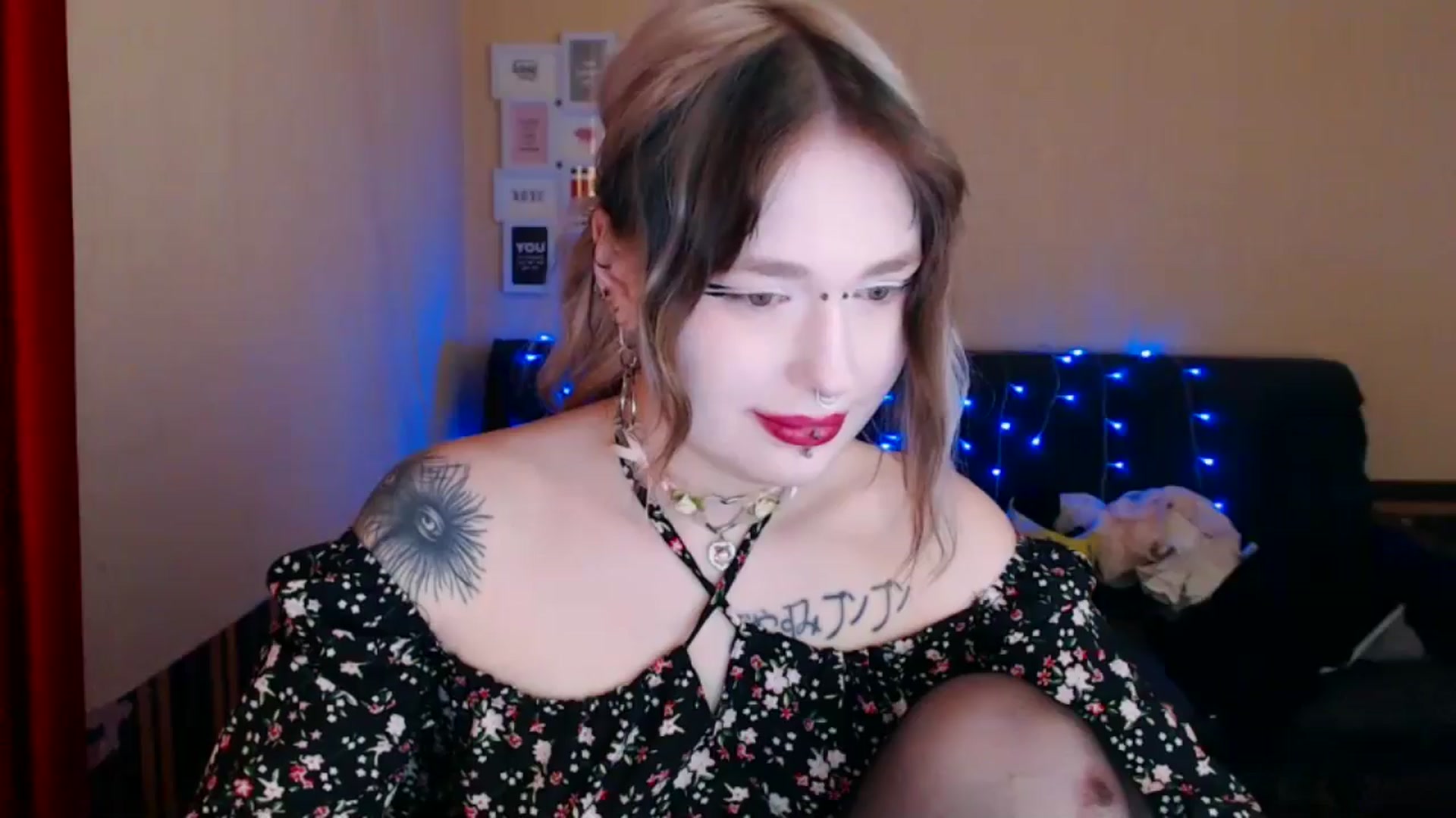 Gallery image thumbnail from Killinna's myfreecams stream on, 05/26/2024, 17:03 image 19 of 20