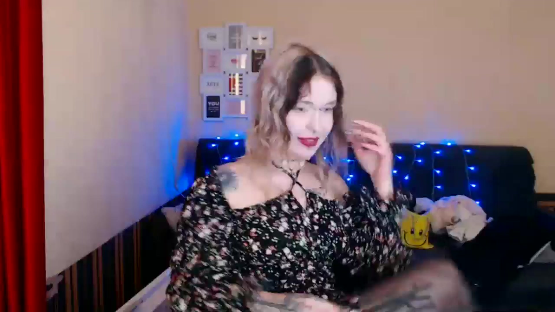Gallery image thumbnail from Killinna's myfreecams stream on, 05/26/2024, 17:03 image 16 of 20