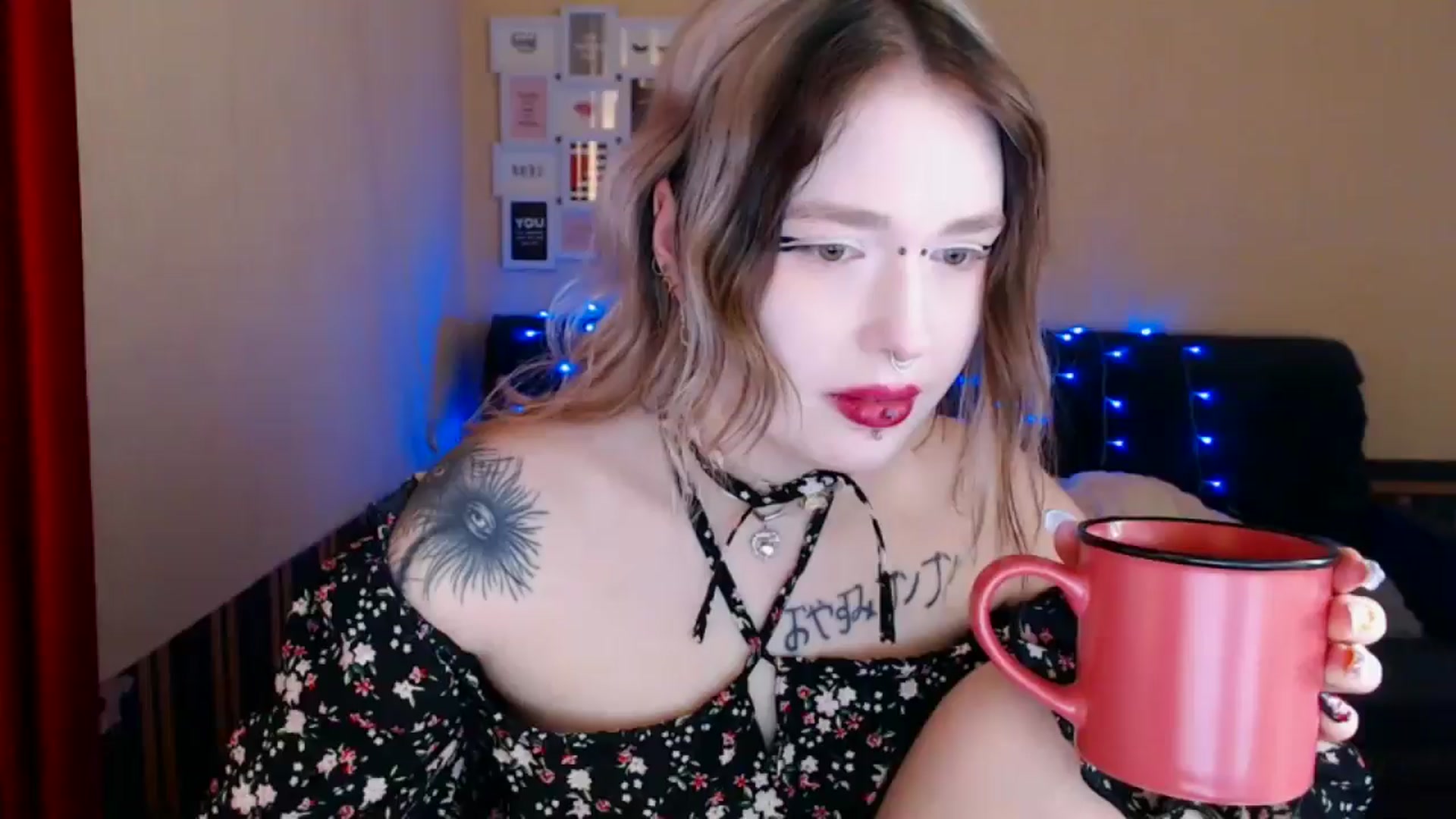 Gallery image thumbnail from Killinna's myfreecams stream on, 05/26/2024, 17:03 image 12 of 20