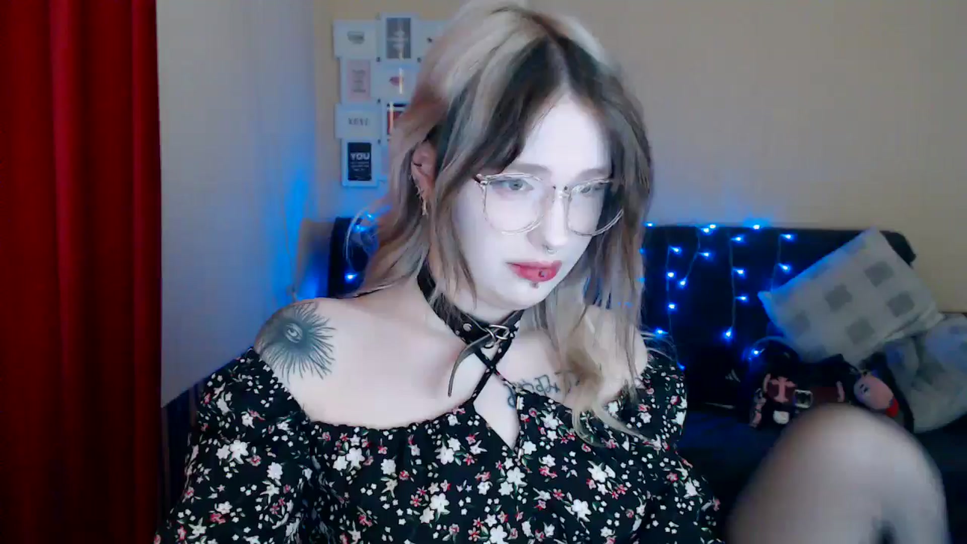 Gallery image thumbnail from Killinna's myfreecams stream on, 05/27/2024, 14:16 image 19 of 20