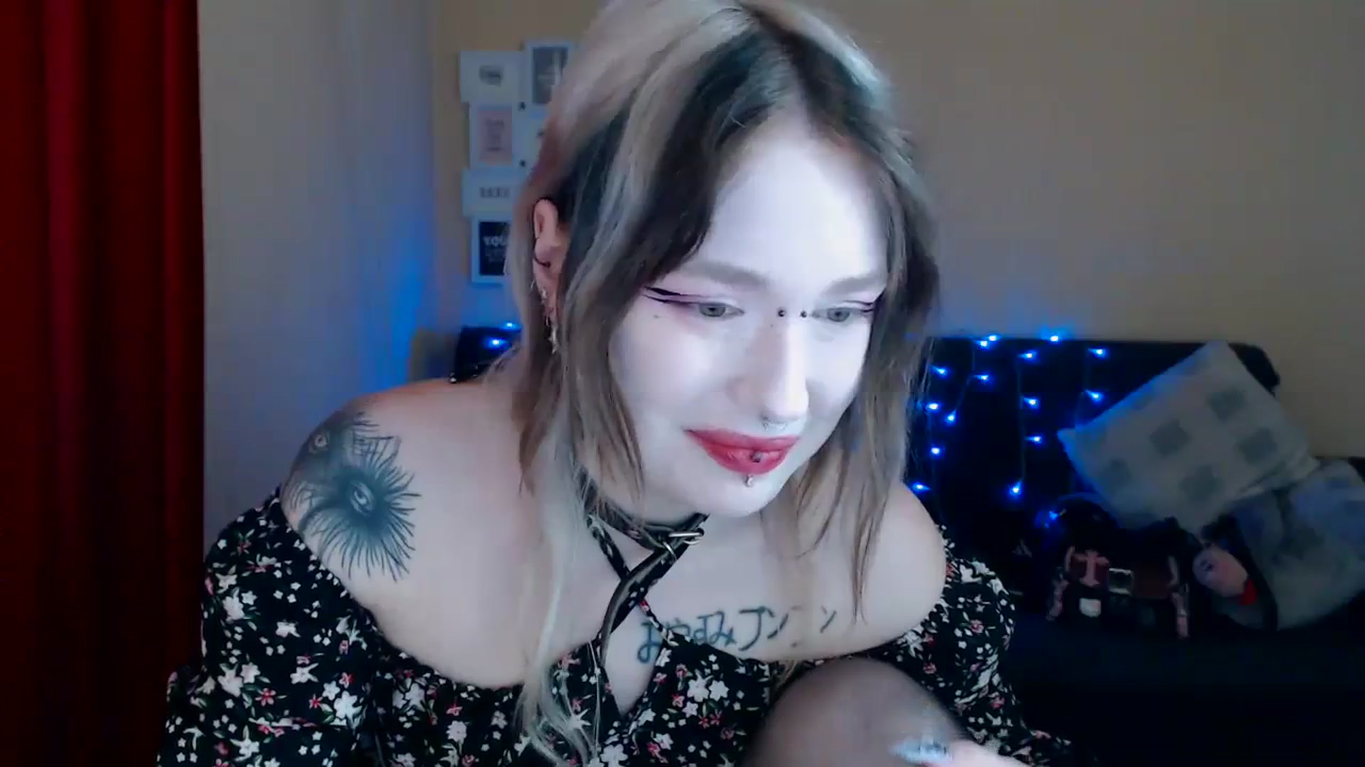 Gallery image thumbnail from Killinna's myfreecams stream on, 05/27/2024, 14:16 image 5 of 20