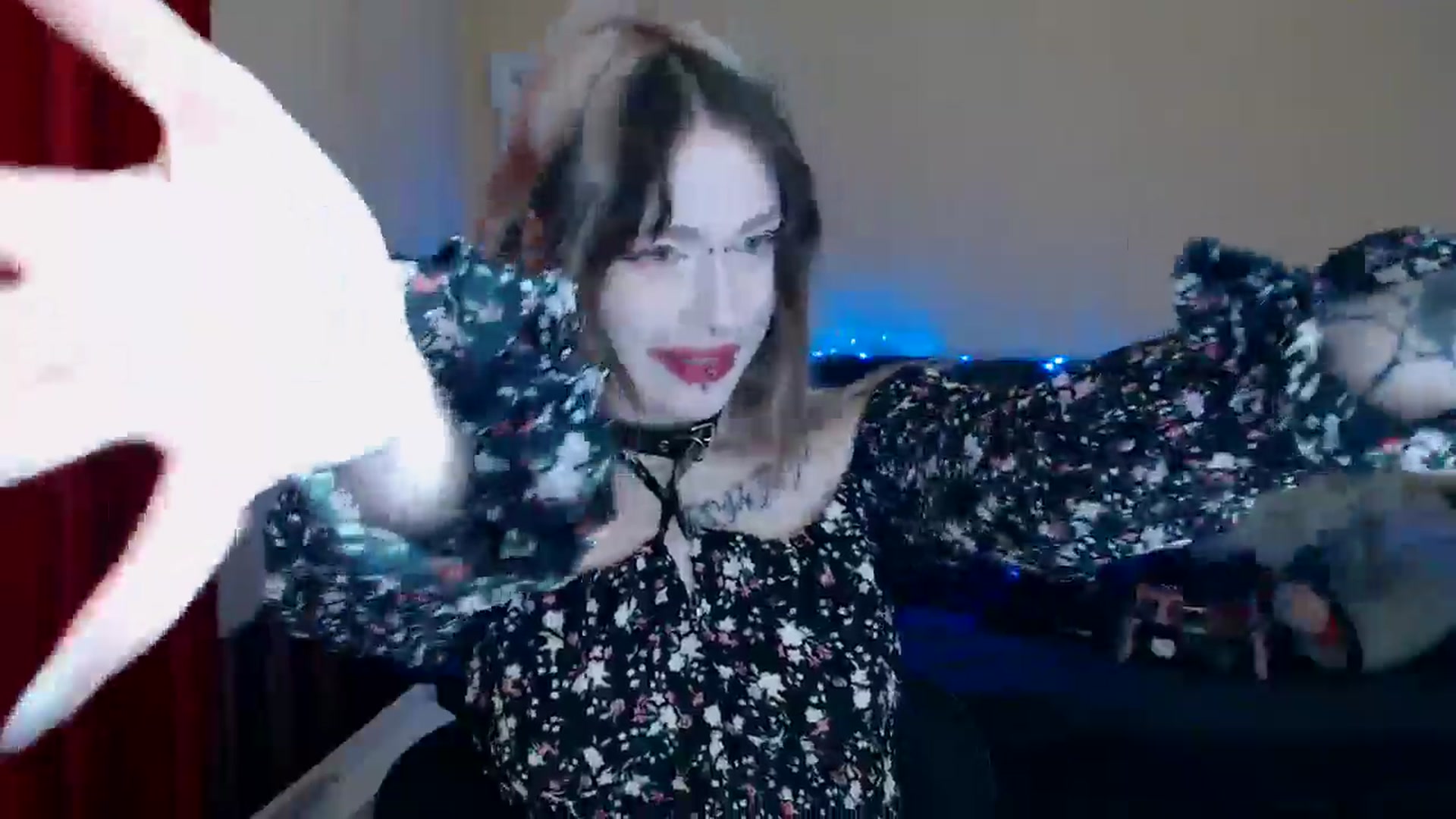 Gallery image thumbnail from Killinna's myfreecams stream on, 05/27/2024, 14:16 image 12 of 20