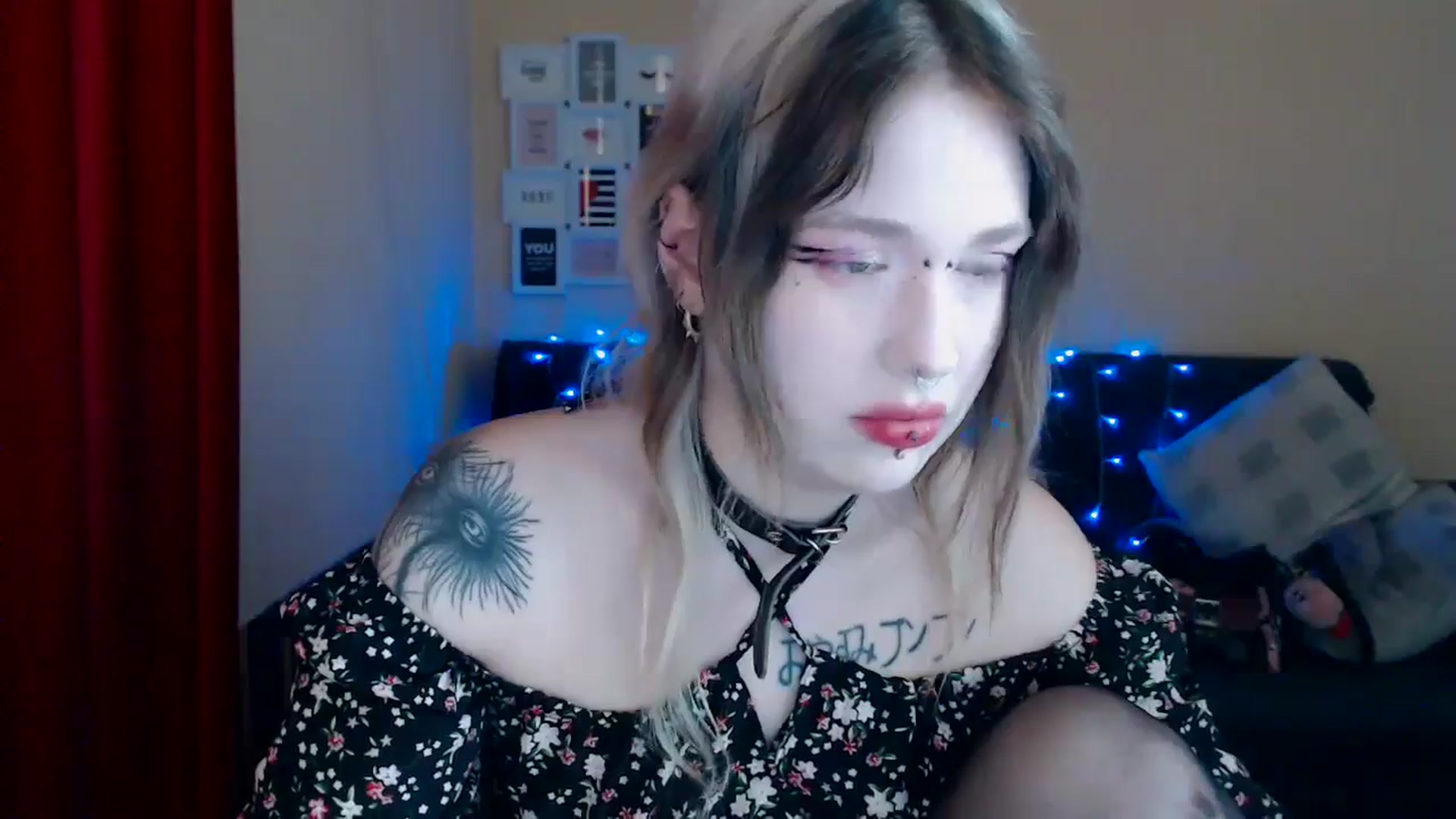Gallery image thumbnail from Killinna's myfreecams stream on, 05/27/2024, 14:16 image 13 of 20