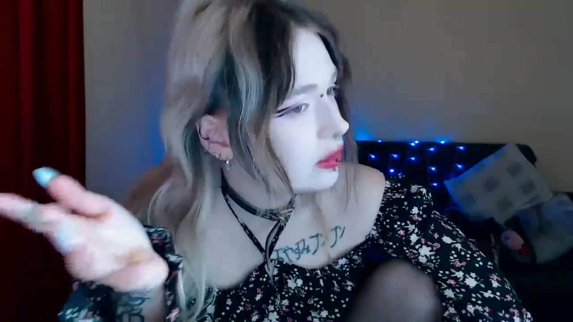 Gallery image thumbnail from Killinna's myfreecams stream on, 05/27/2024, 14:16 image 6 of 20