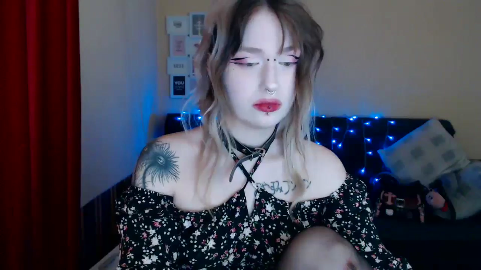Gallery image thumbnail from Killinna's myfreecams stream on, 05/27/2024, 15:04 image 12 of 20