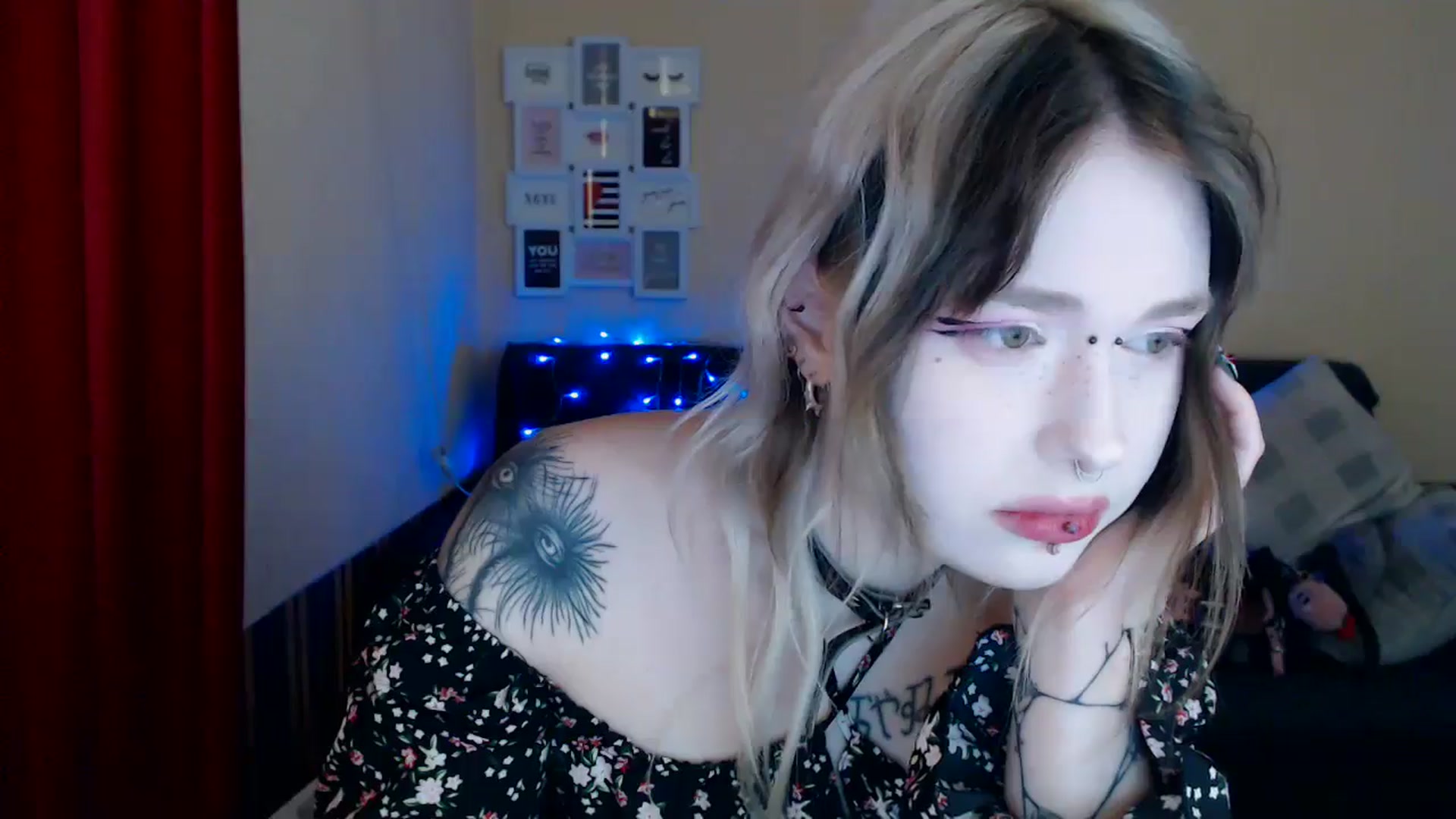 Gallery image thumbnail from Killinna's myfreecams stream on, 05/27/2024, 15:04 image 8 of 20