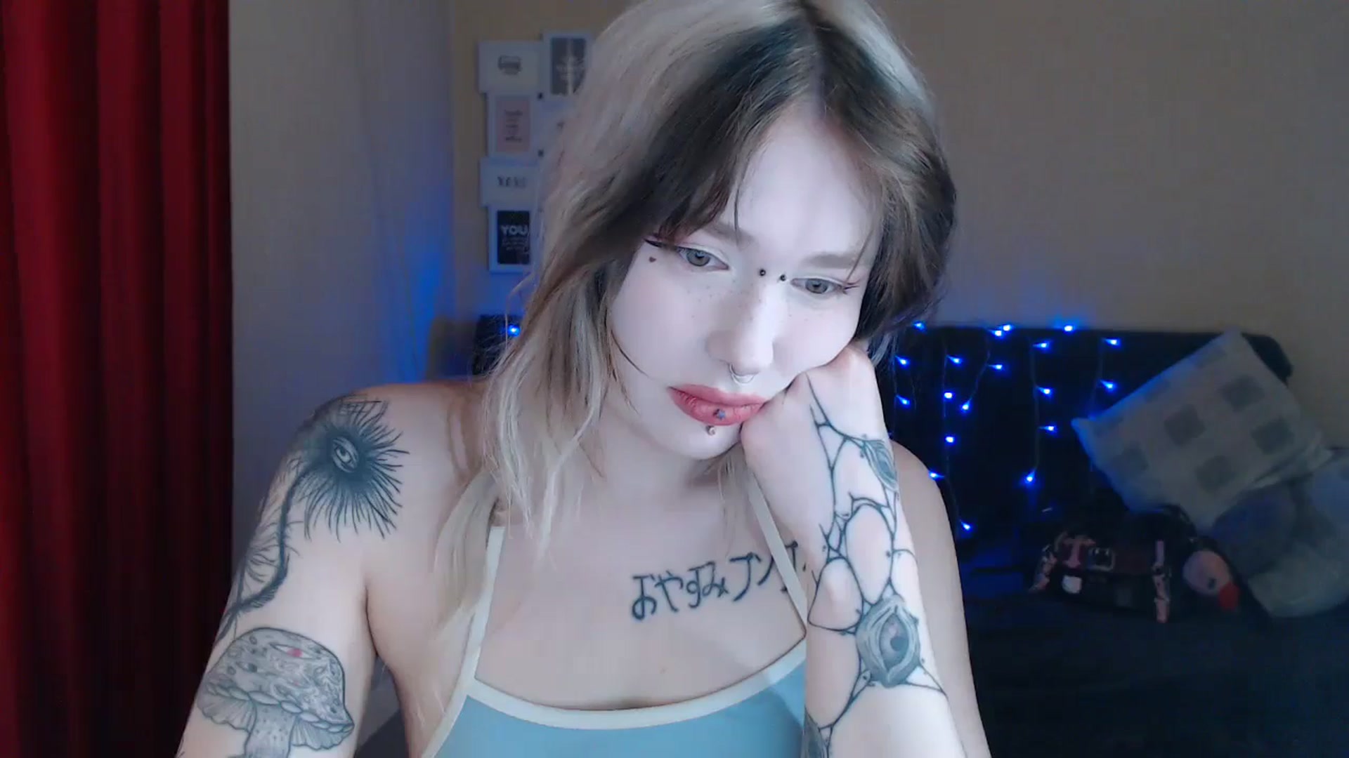 Gallery image thumbnail from Killinna's myfreecams stream on, 05/29/2024, 13:12 image 19 of 20