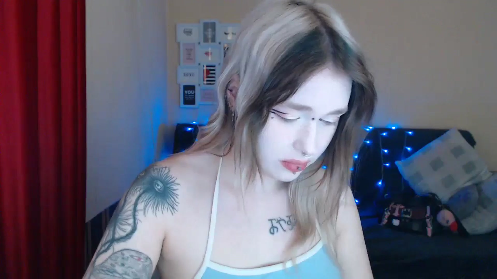 Gallery image thumbnail from Killinna's myfreecams stream on, 05/29/2024, 14:23 image 10 of 20