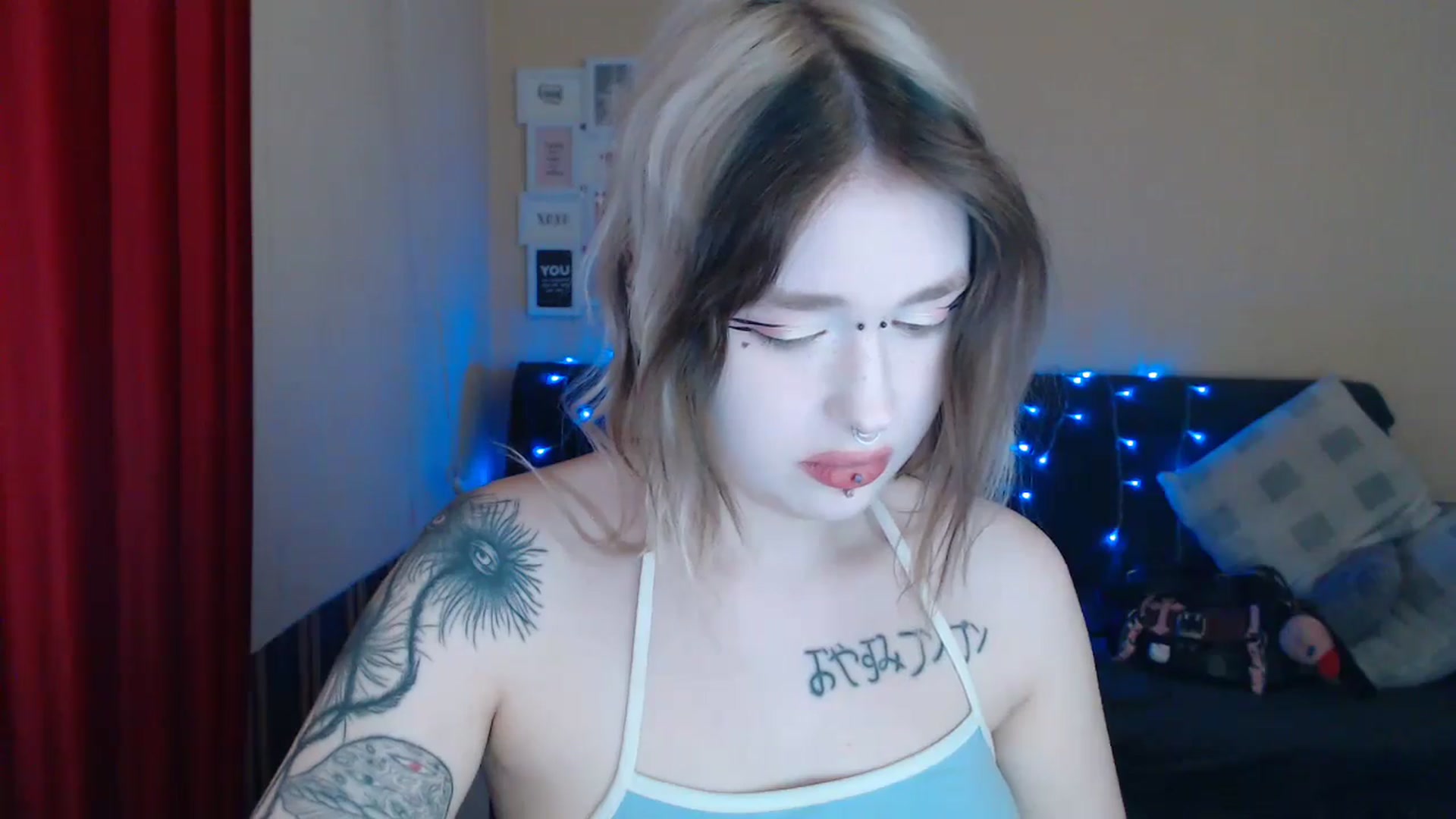 Gallery image thumbnail from Killinna's myfreecams stream on, 05/29/2024, 14:23 image 16 of 20