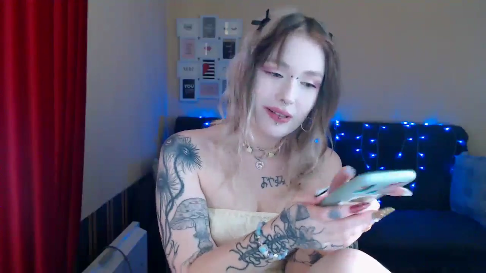 Gallery image thumbnail from Killinna's myfreecams stream on, 06/02/2024, 13:15 image 8 of 20