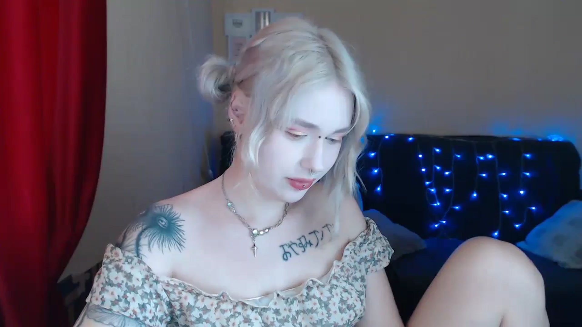 Gallery image thumbnail from Killinna's myfreecams stream on, 06/23/2024, 14:28 image 12 of 20