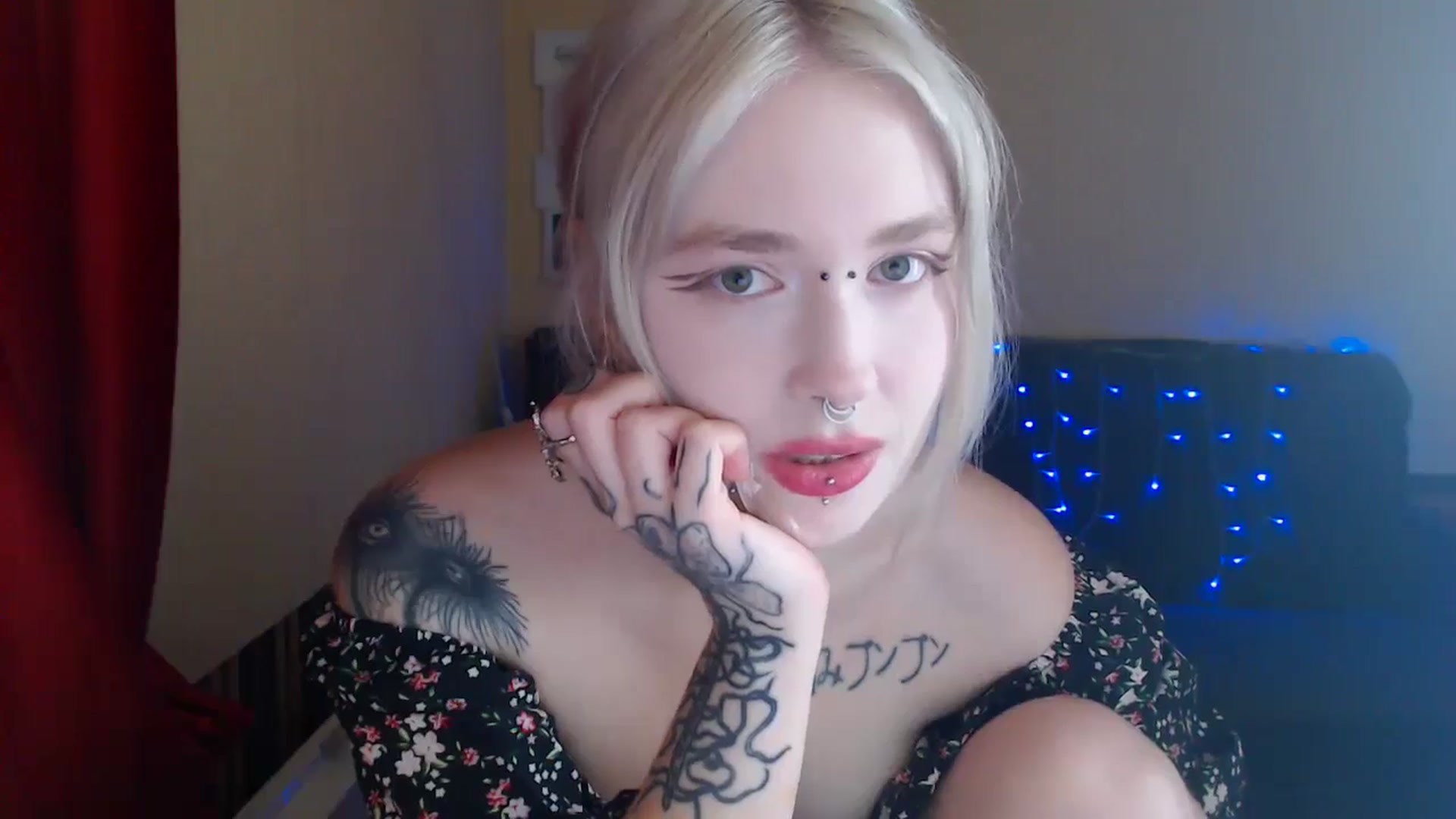 Gallery image thumbnail from Killinna's myfreecams stream on, 06/27/2024, 16:28 image 13 of 20