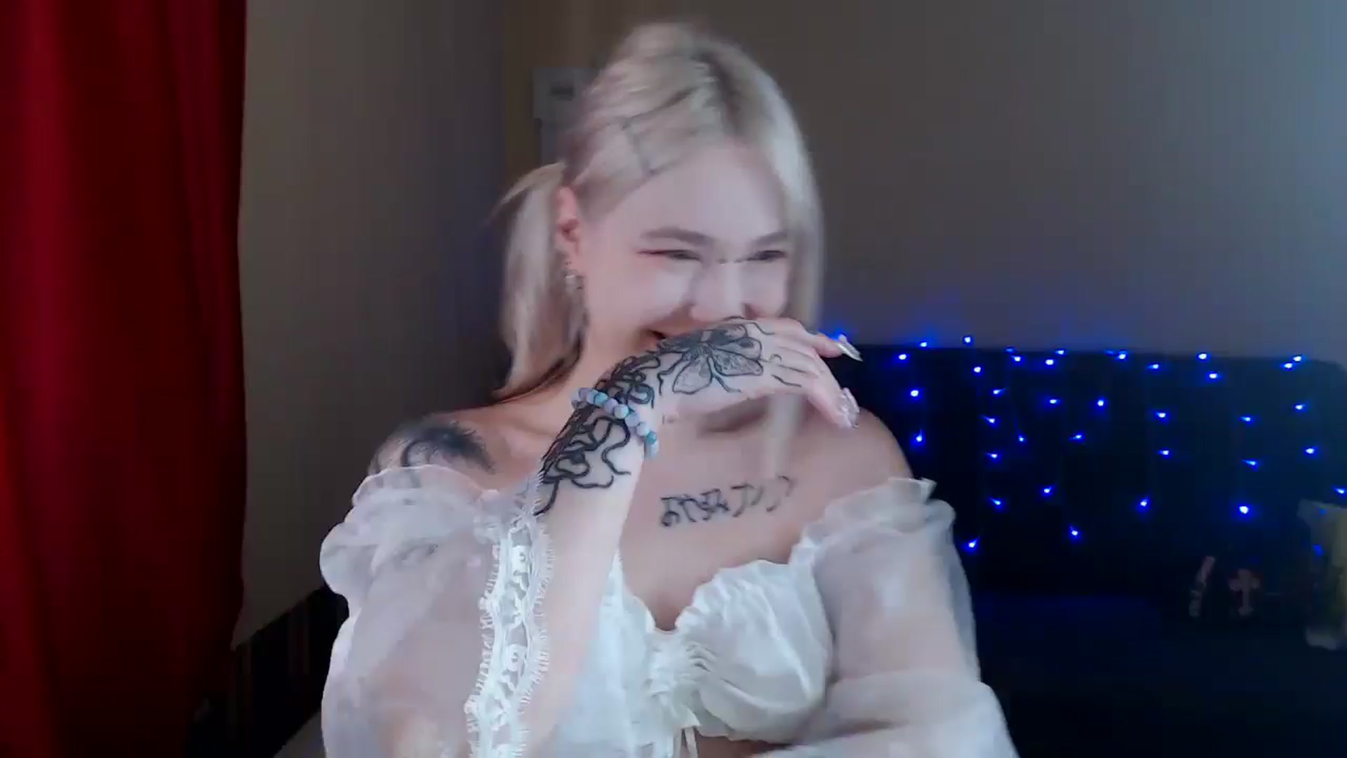 Gallery image thumbnail from Killinna's myfreecams stream on, 06/29/2024, 13:55 image 1 of 20