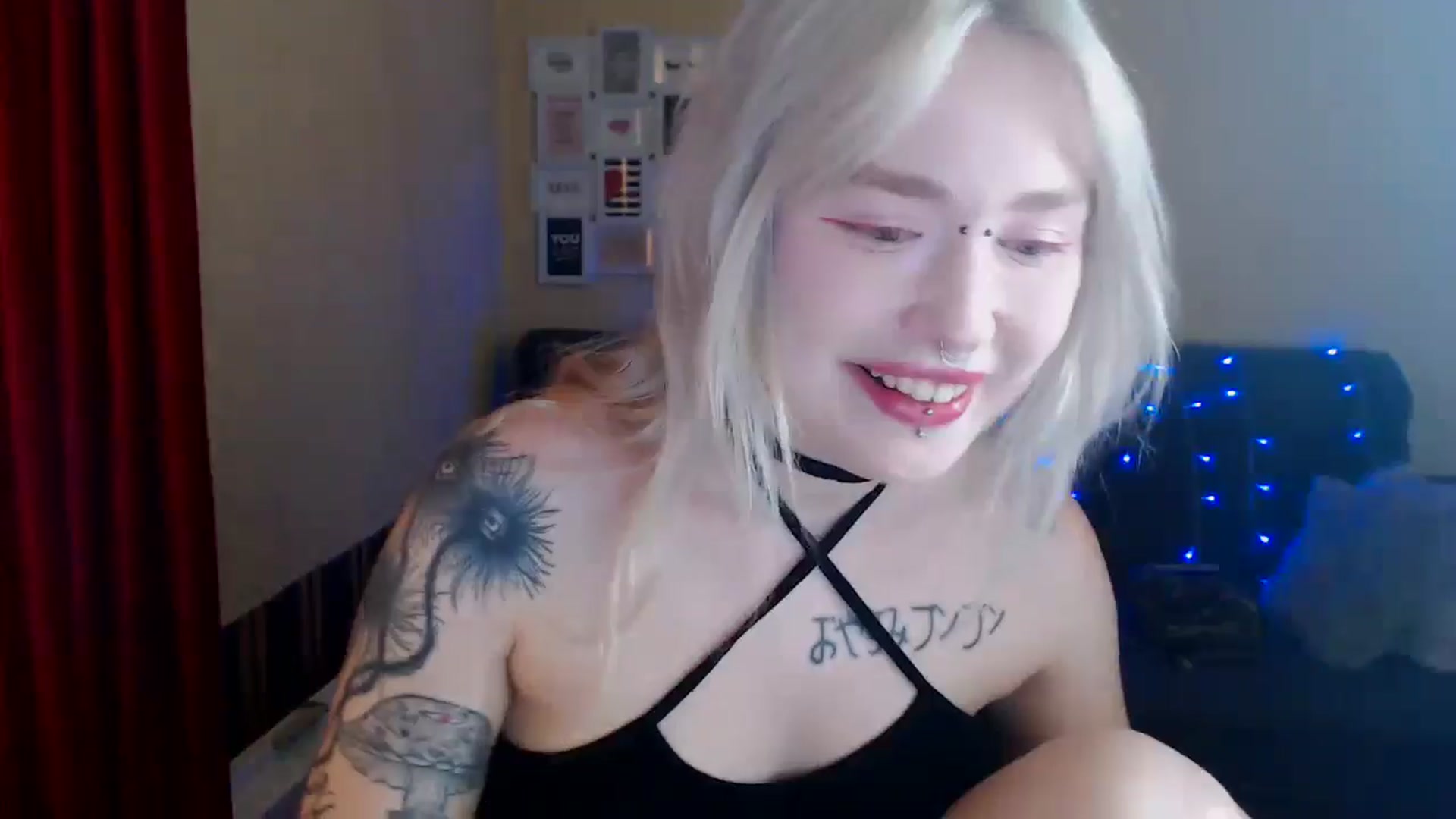 Gallery image thumbnail from Killinna's myfreecams stream on, 07/04/2024, 17:06 image 17 of 20