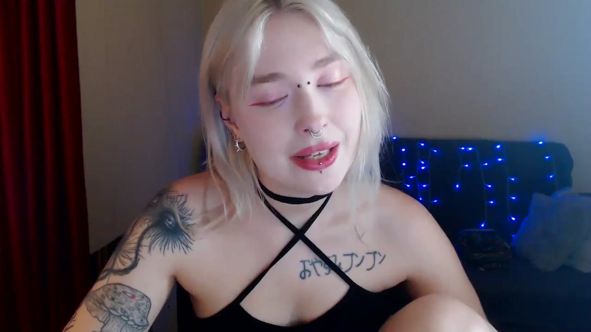 Gallery image thumbnail from Killinna's myfreecams stream on, 07/04/2024, 17:06 image 18 of 20