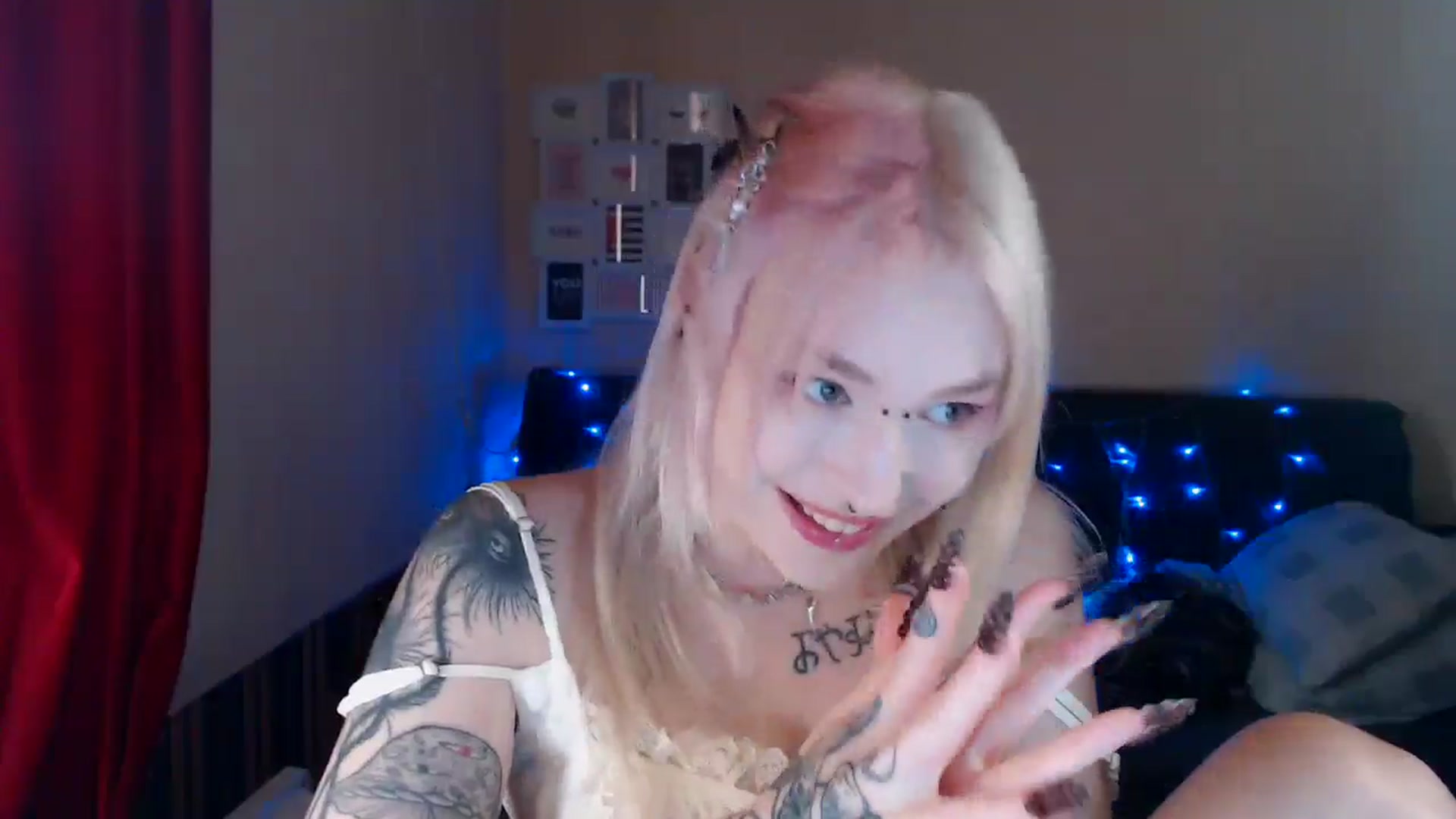Gallery image thumbnail from Killinna's myfreecams stream on, 07/14/2024, 13:16 image 7 of 20