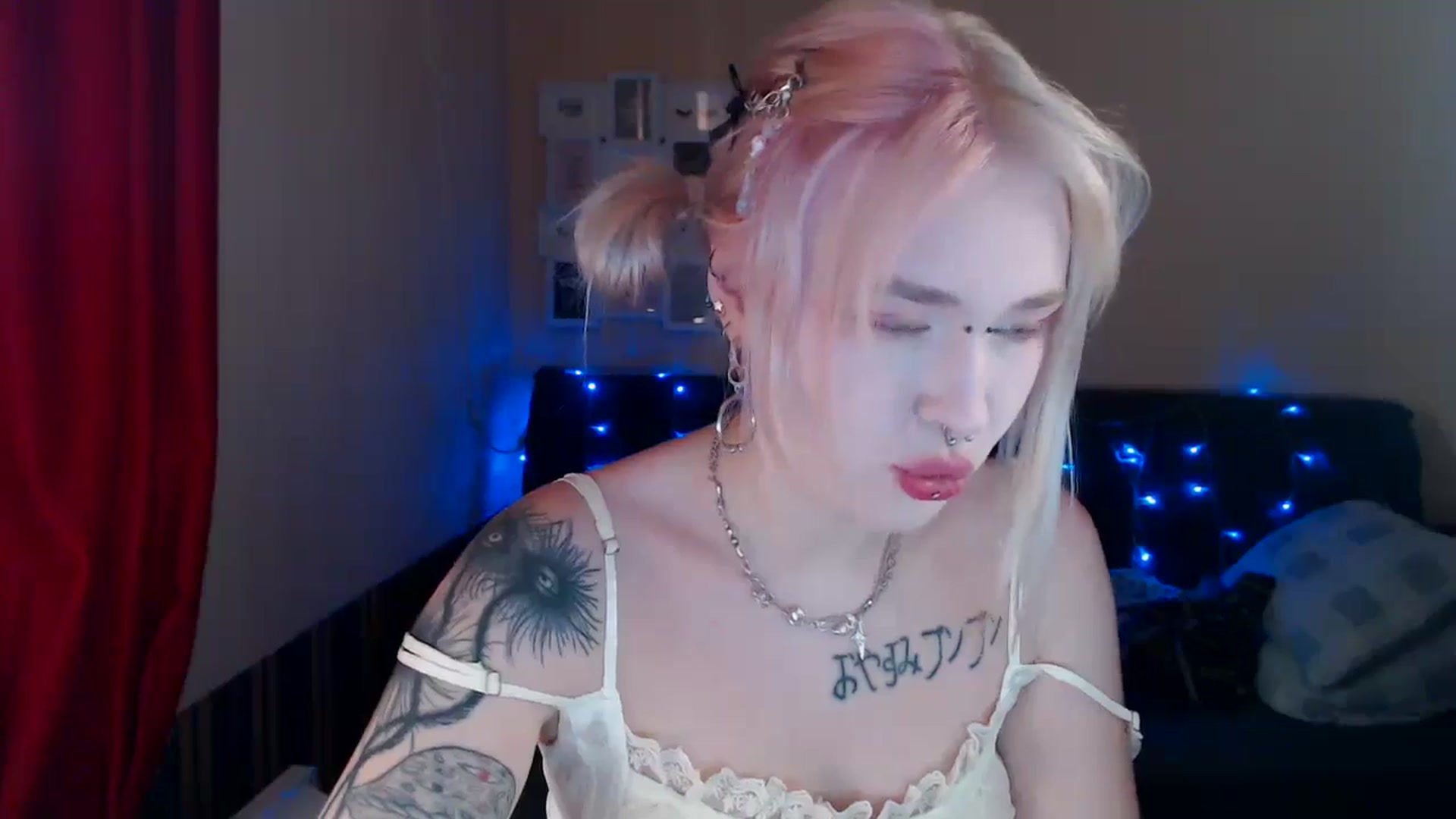 Gallery image thumbnail from Killinna's myfreecams stream on, 07/14/2024, 13:16 image 18 of 20