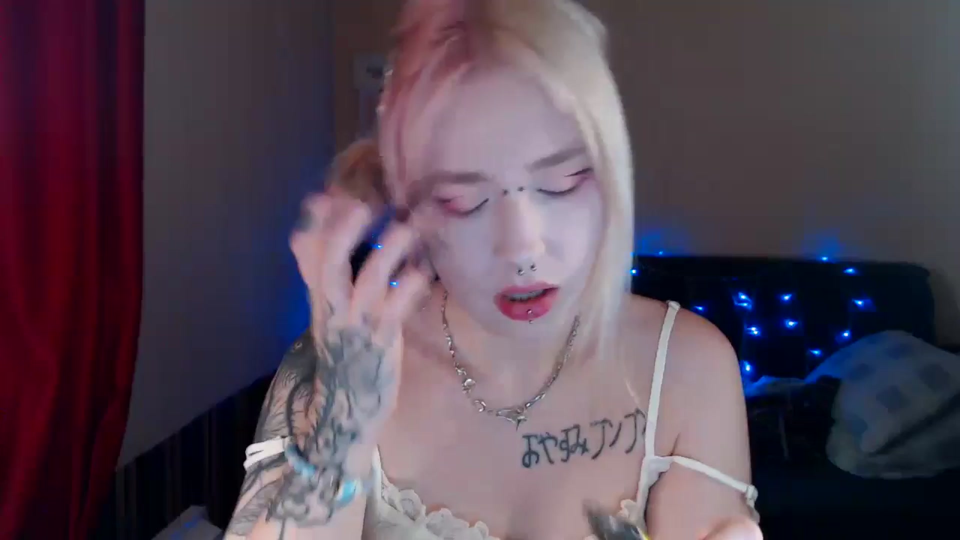 Gallery image thumbnail from Killinna's myfreecams stream on, 07/14/2024, 13:16 image 15 of 20