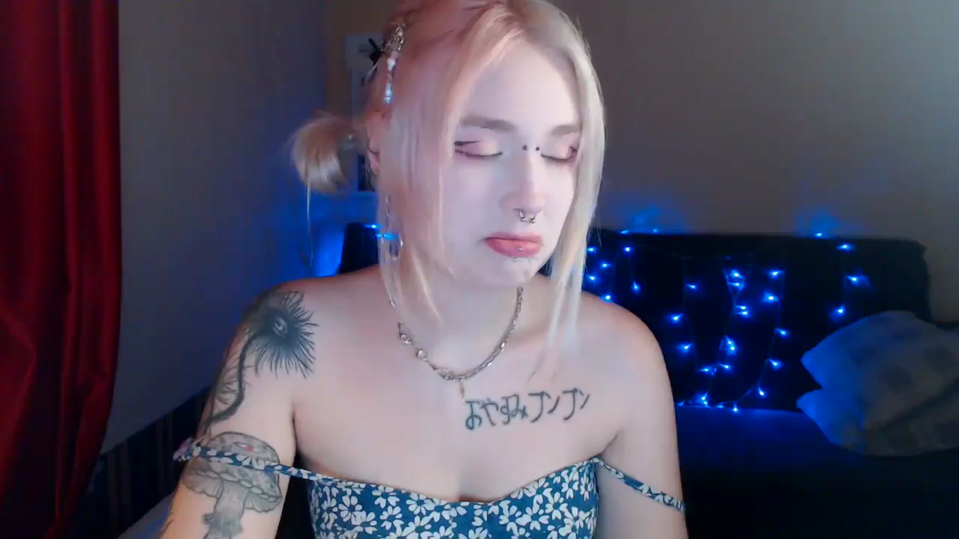Gallery image thumbnail from Killinna's myfreecams stream on, 07/14/2024, 16:42 image 1 of 20