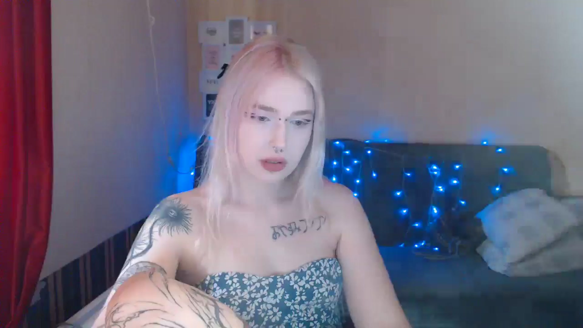 Gallery image thumbnail from Killinna's myfreecams stream on, 07/15/2024, 14:32 image 17 of 20