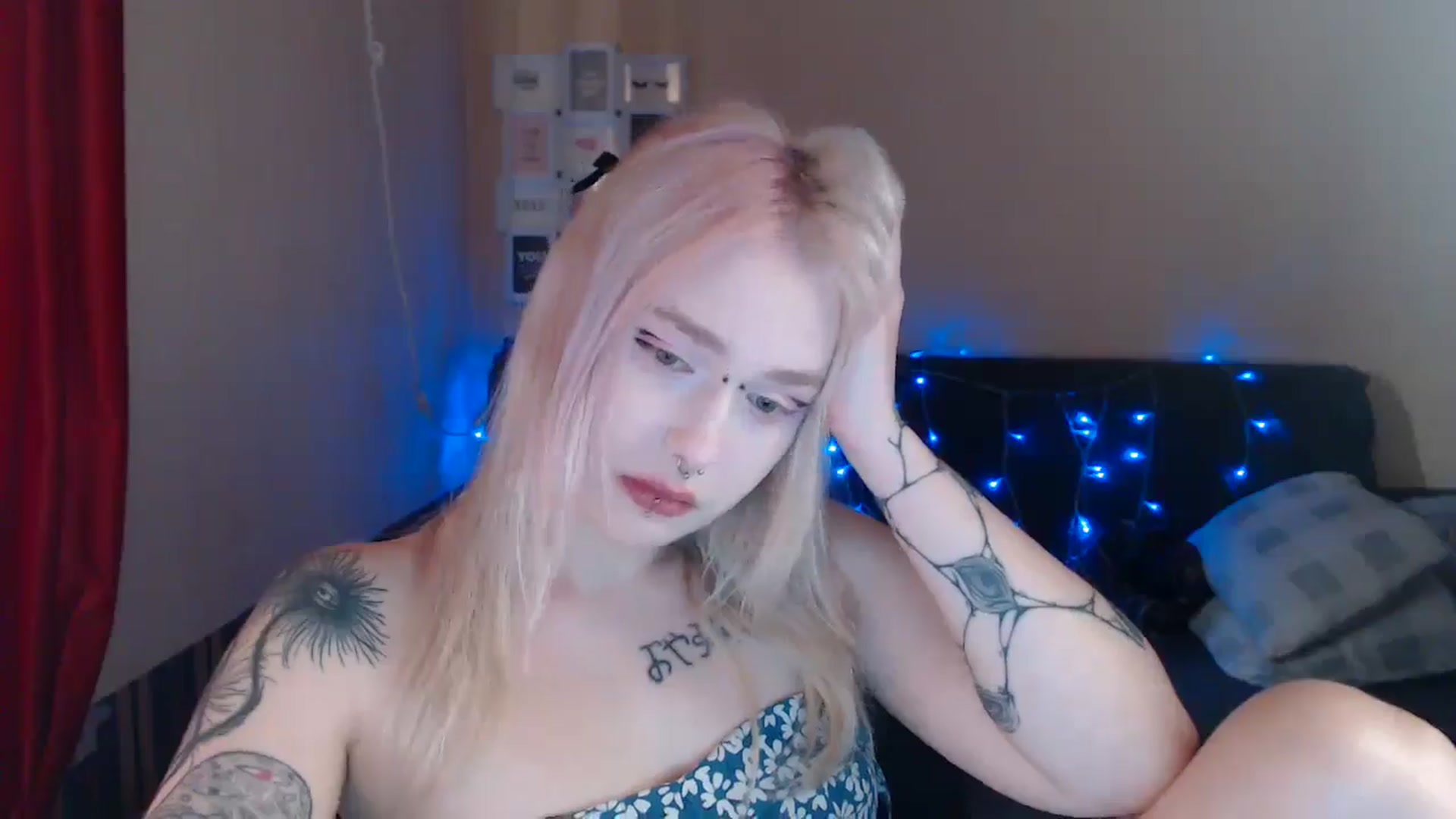 Gallery image thumbnail from Killinna's myfreecams stream on, 07/15/2024, 14:32 image 4 of 20