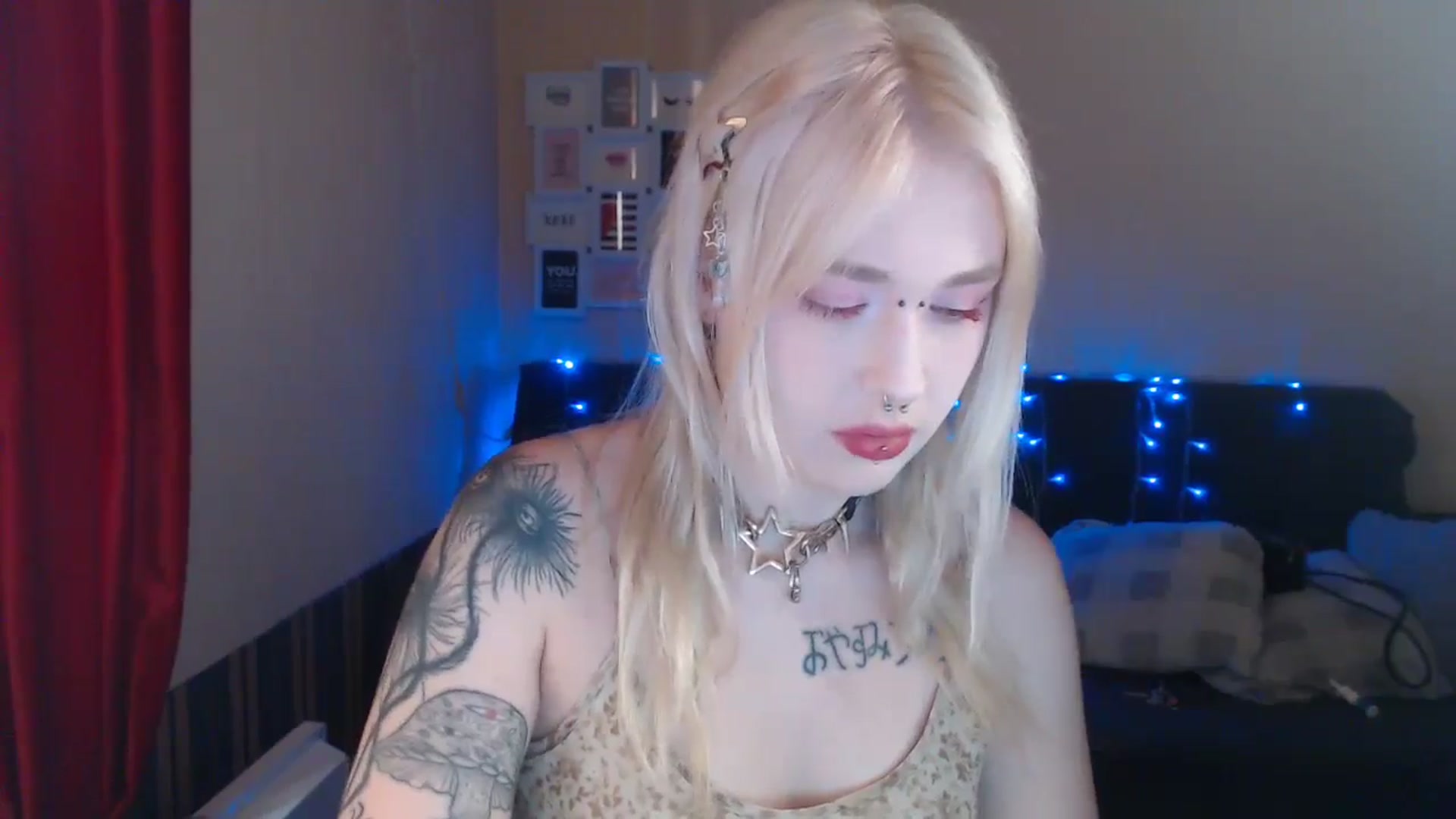 Gallery image thumbnail from Killinna's myfreecams stream on, 07/18/2024, 14:35 image 5 of 20