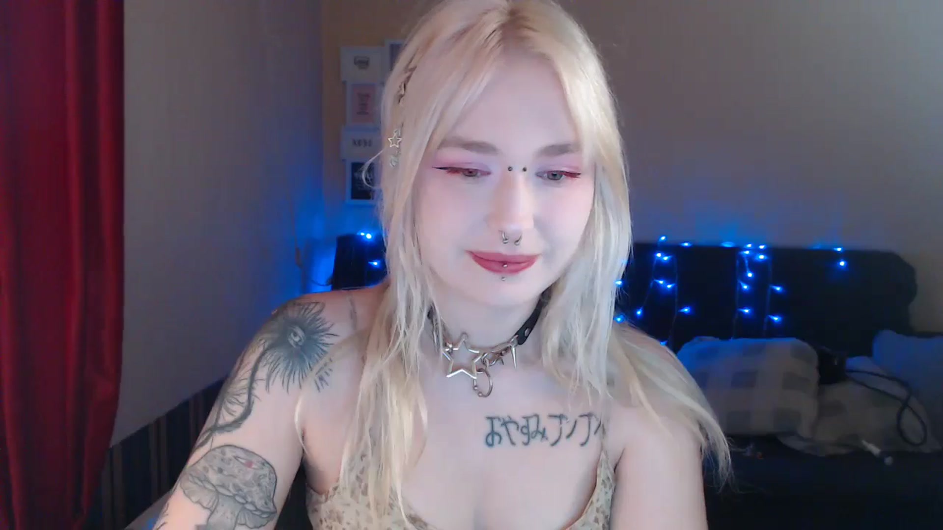 Gallery image thumbnail from Killinna's myfreecams stream on, 07/18/2024, 14:35 image 6 of 20