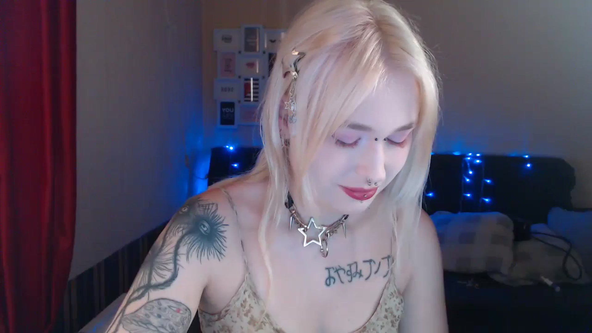 Gallery image thumbnail from Killinna's myfreecams stream on, 07/18/2024, 14:35 image 3 of 20