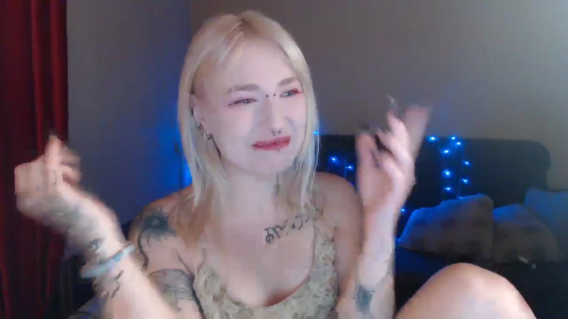 Gallery image thumbnail from Killinna's myfreecams stream on, 07/18/2024, 15:59 image 16 of 20