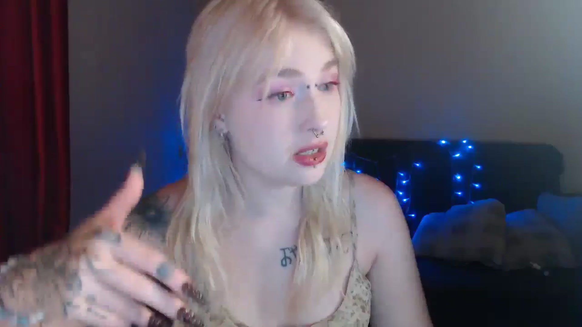 Gallery image thumbnail from Killinna's myfreecams stream on, 07/18/2024, 15:59 image 7 of 20