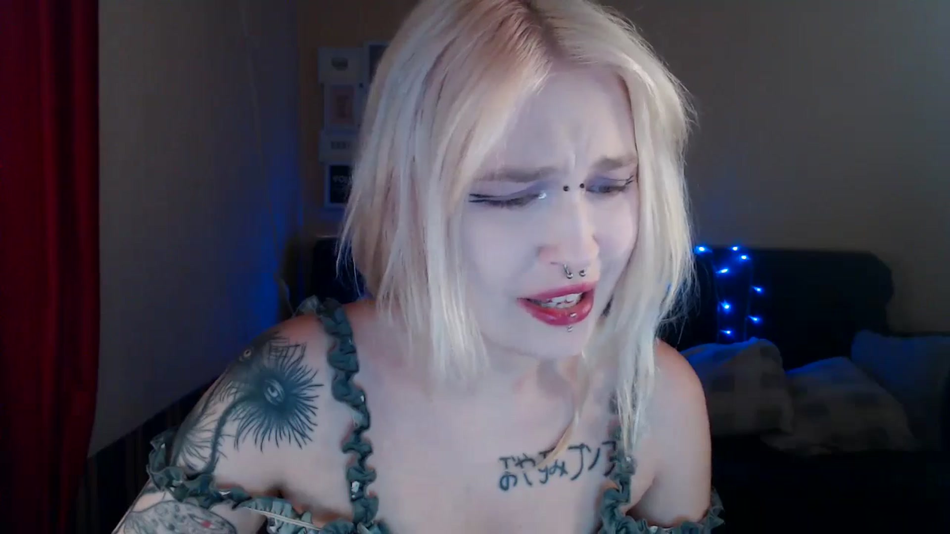 Gallery image thumbnail from Killinna's myfreecams stream on, 07/19/2024, 14:52 image 8 of 20