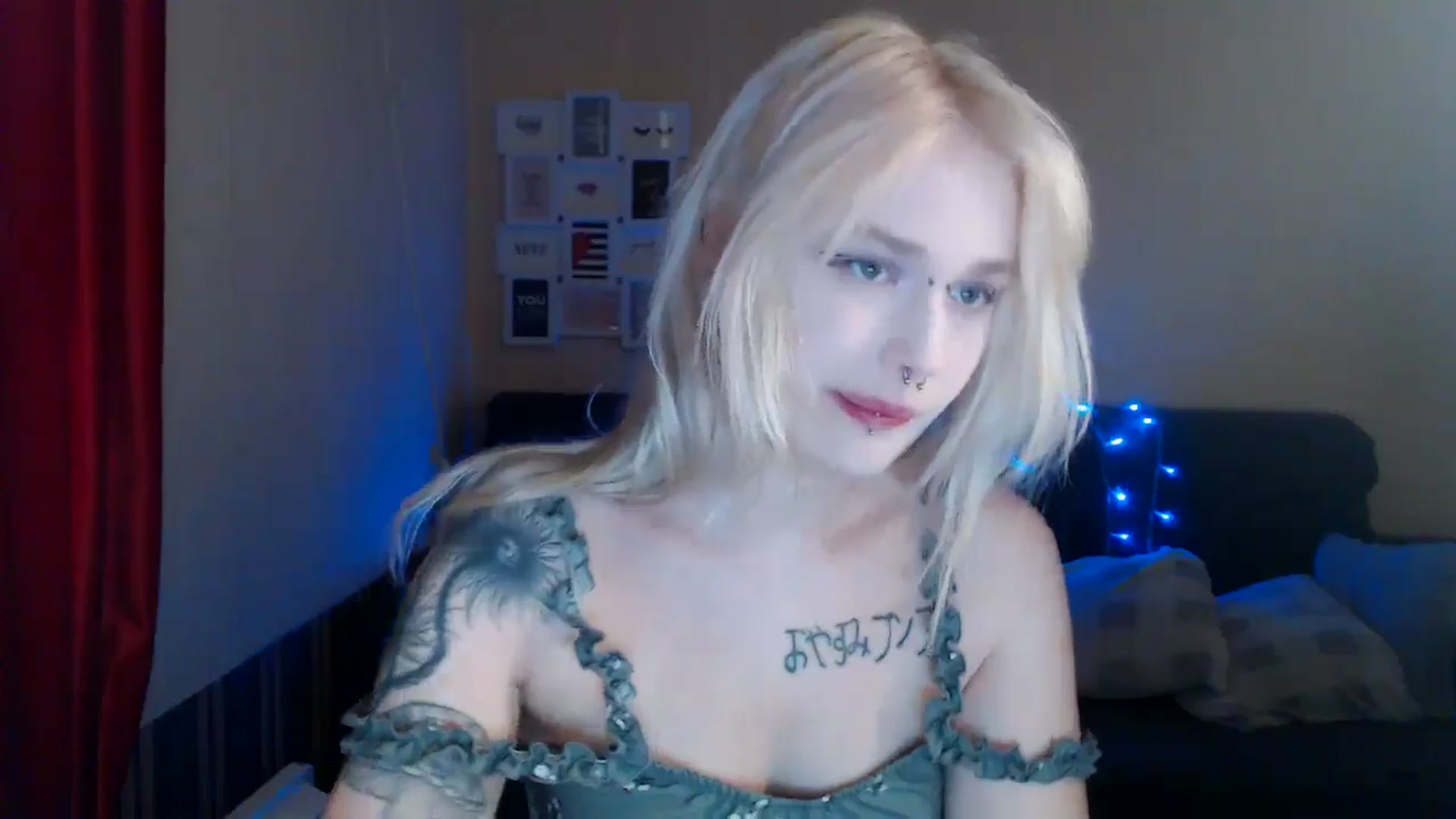 Gallery image thumbnail from Killinna's myfreecams stream on, 07/19/2024, 14:52 image 18 of 20